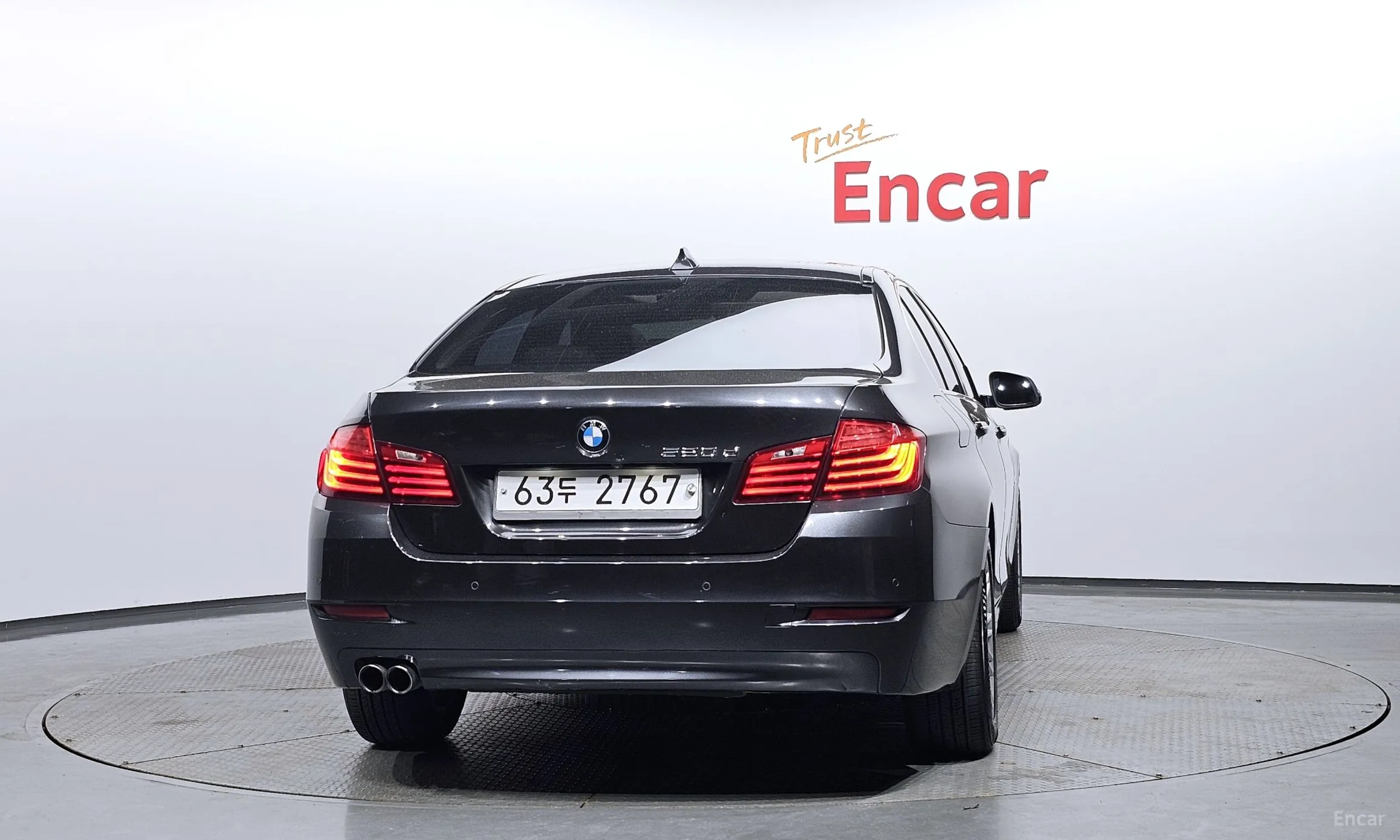BMW 5 Series (F10) превью 3