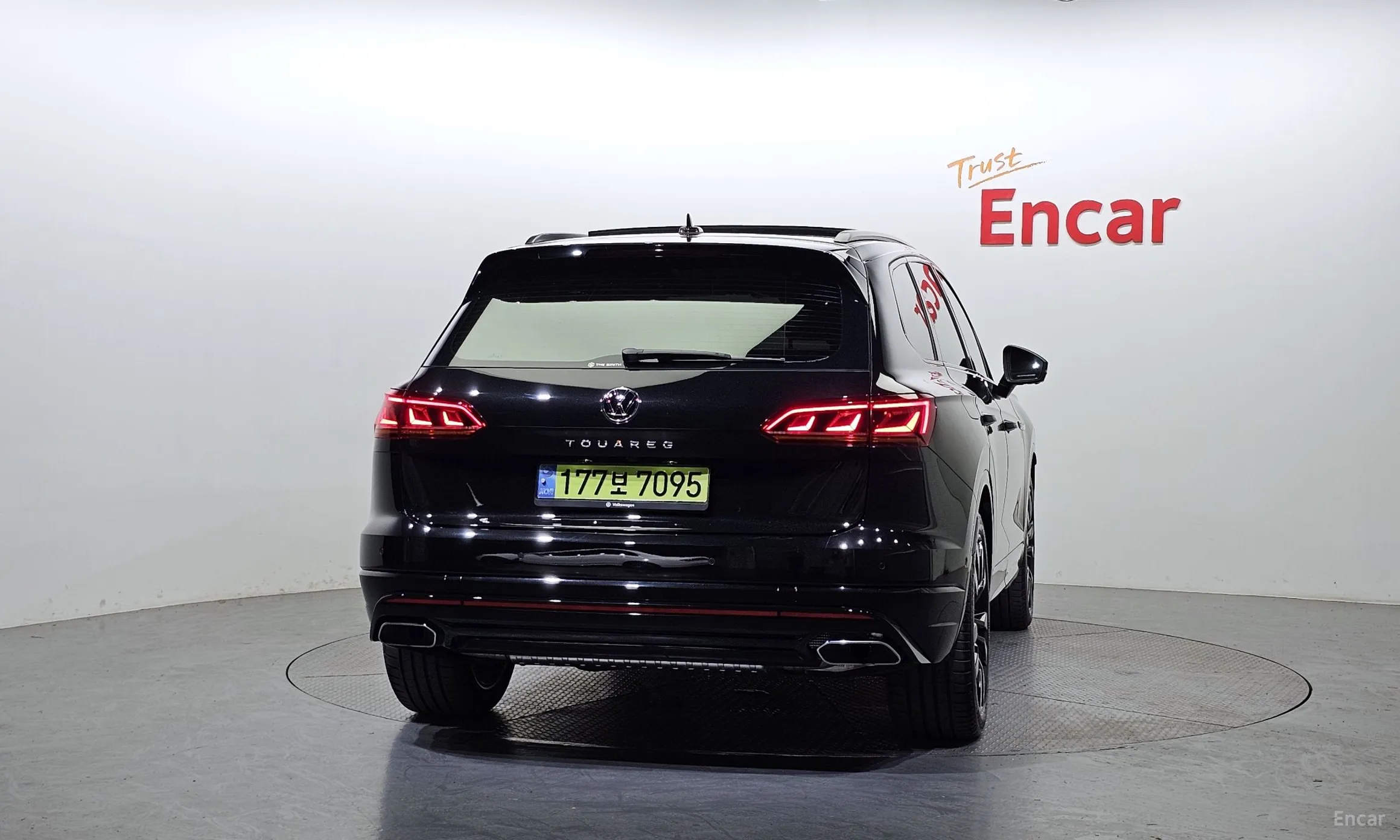 Volkswagen Touareg 3rd Generation превью 3