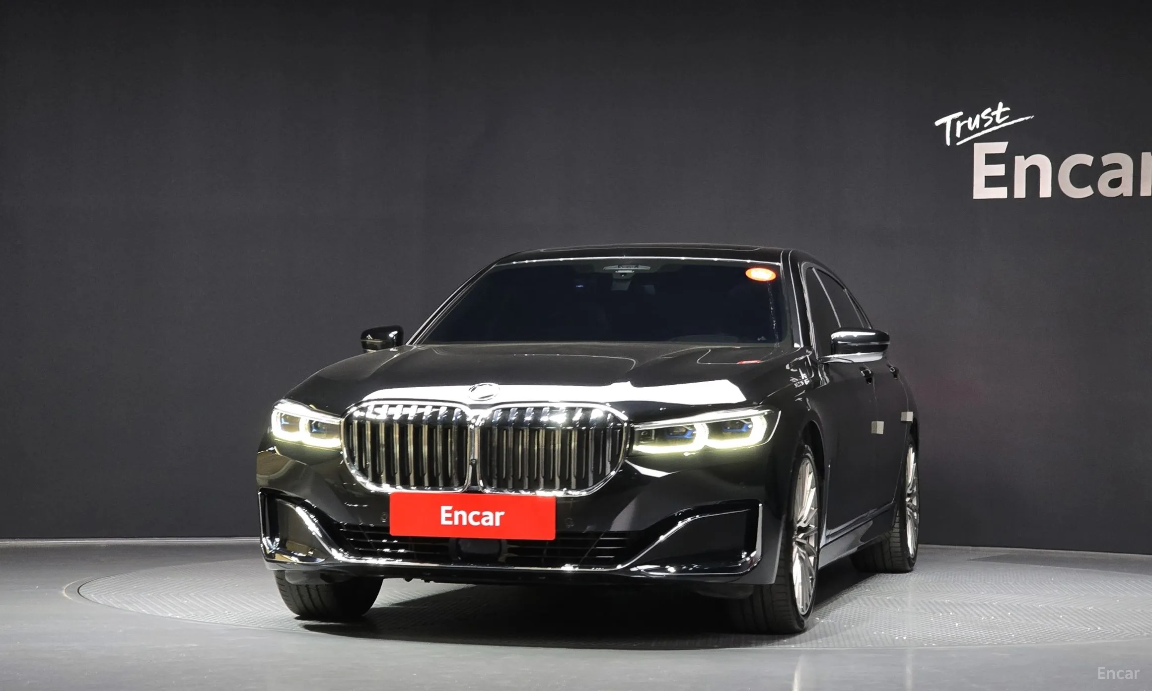 BMW 7 Series (G11)