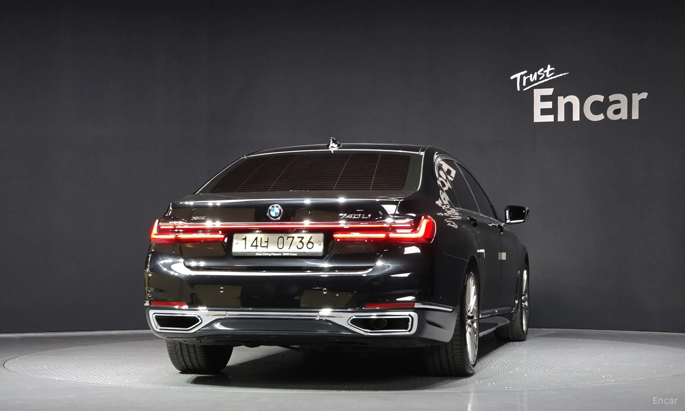 BMW 7 Series (G11) превью 3