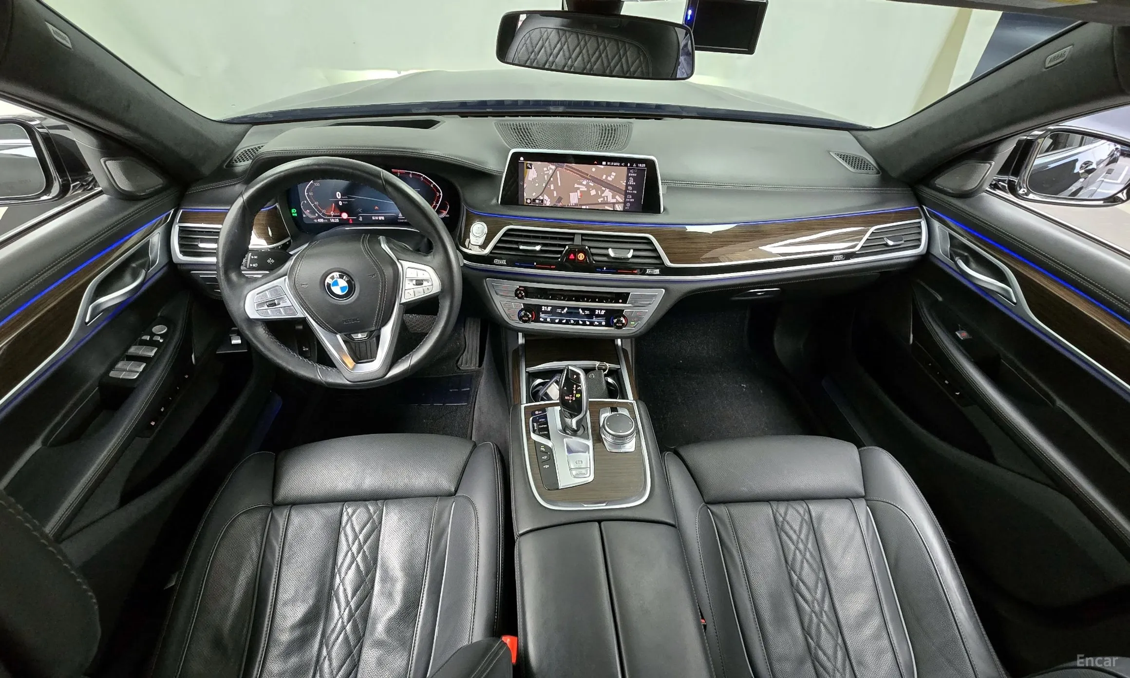 BMW 7 Series (G11) превью 4