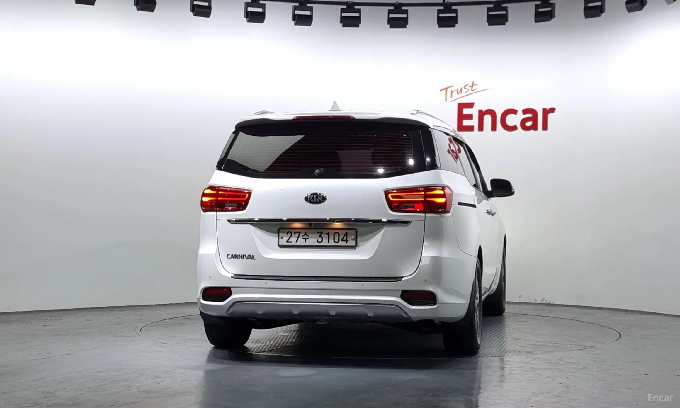 Kia Carnival превью 3