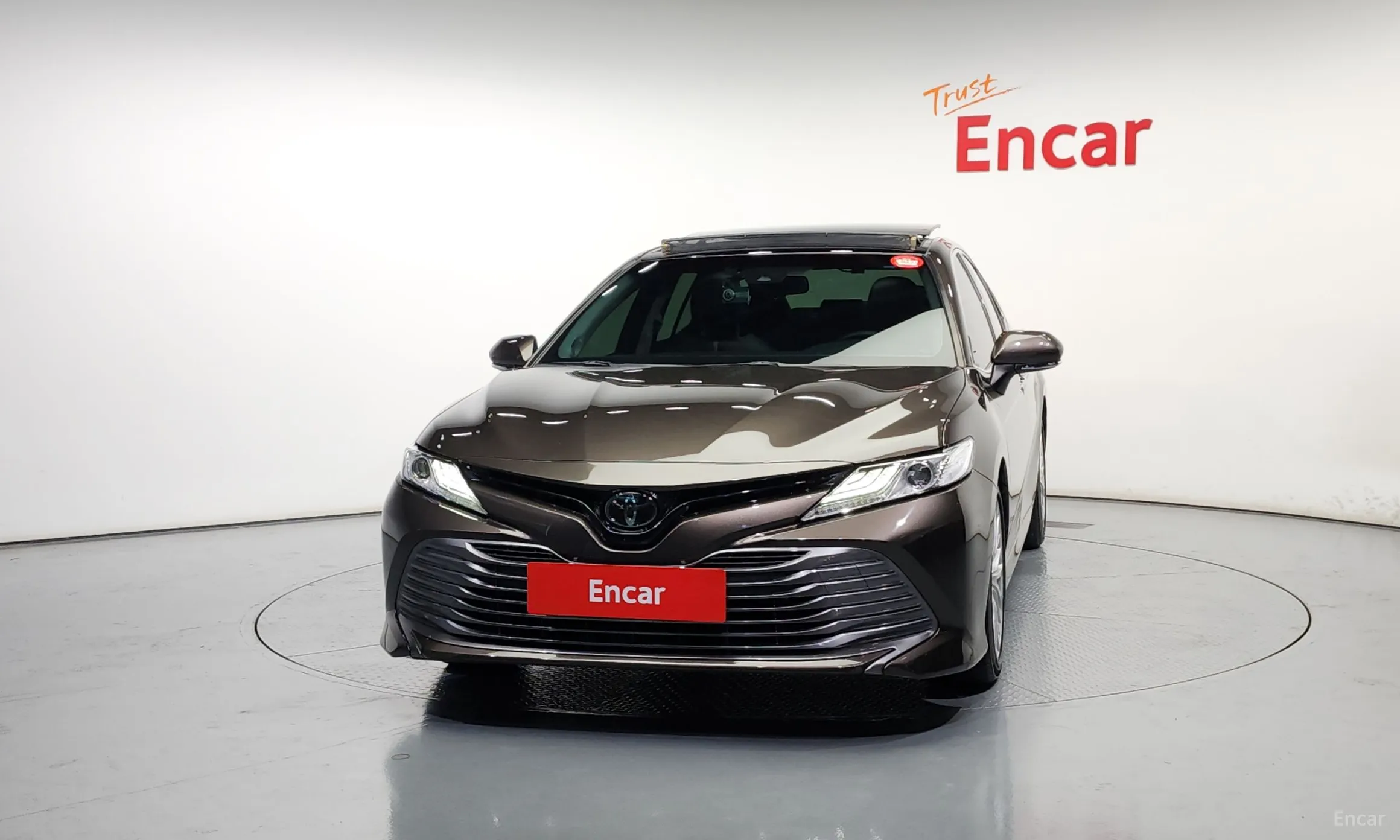 Toyota Camry (XV70) превью 3