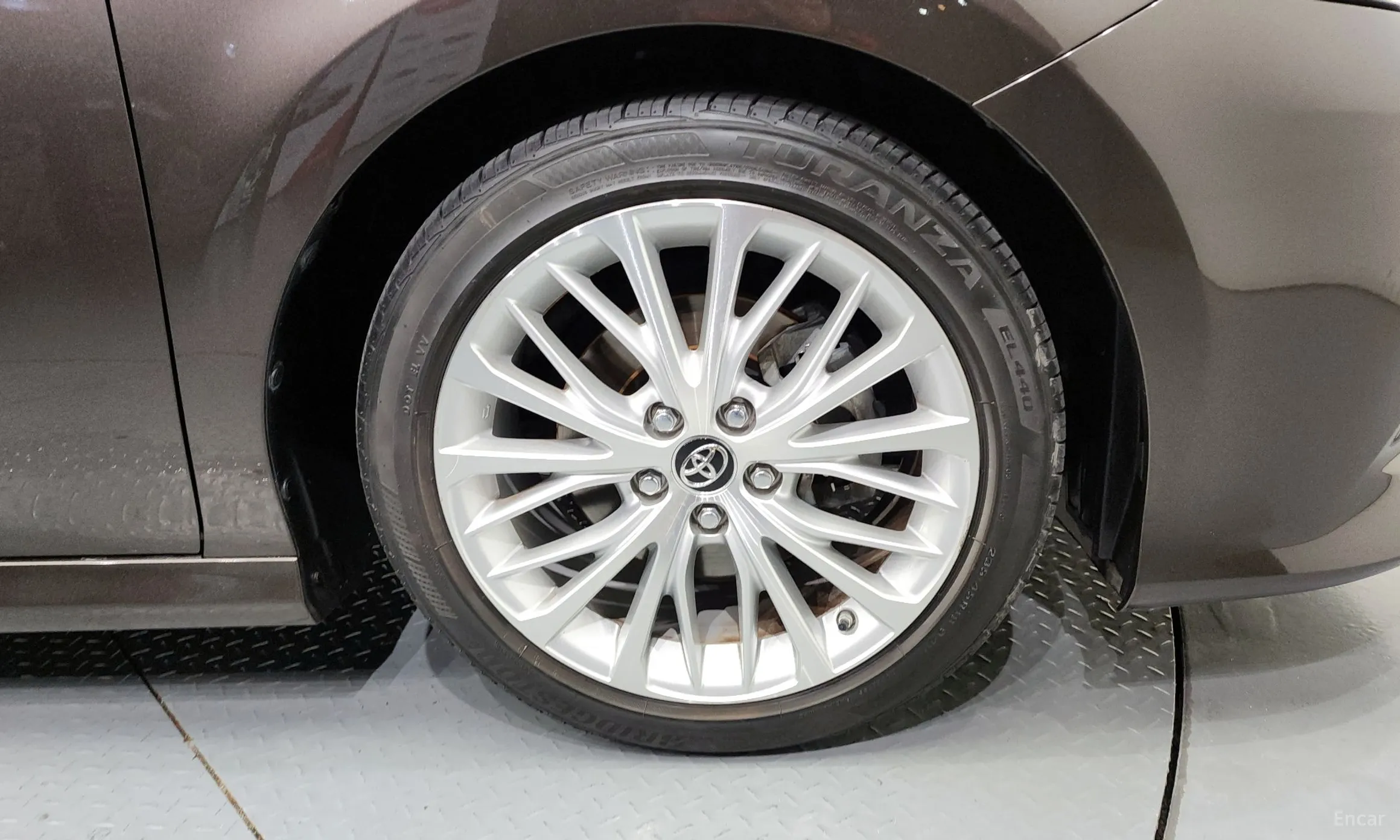 Toyota Camry (XV70) превью 5