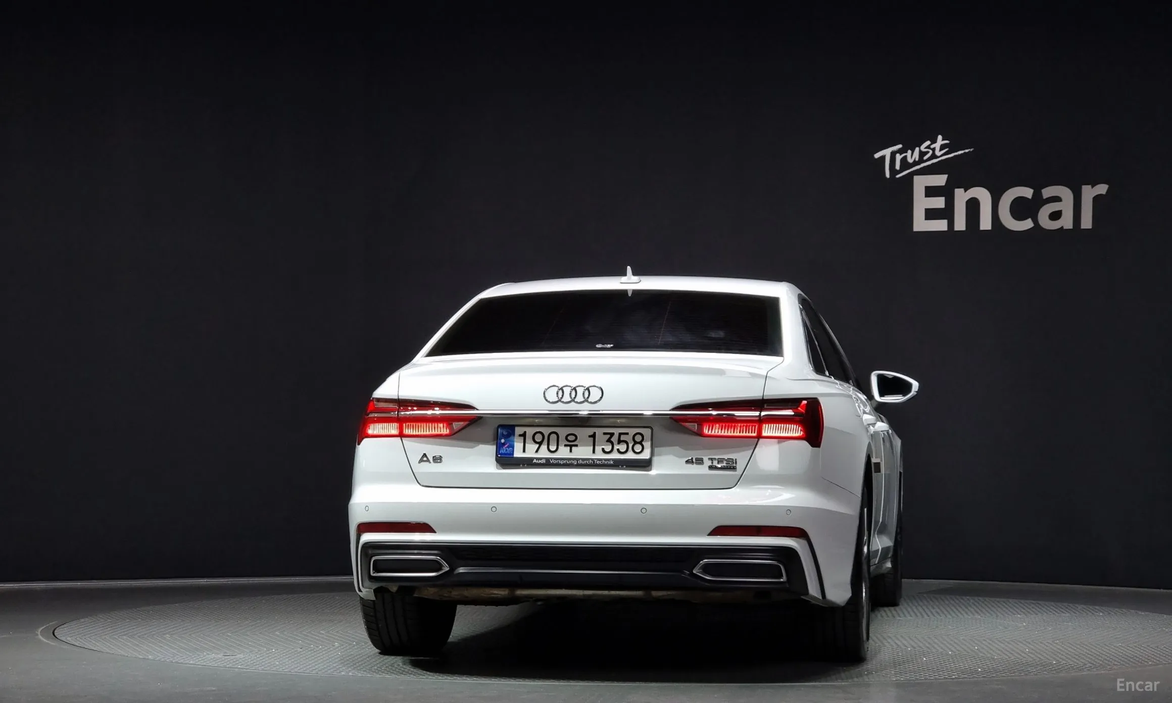 Audi A6 (C8) превью 3