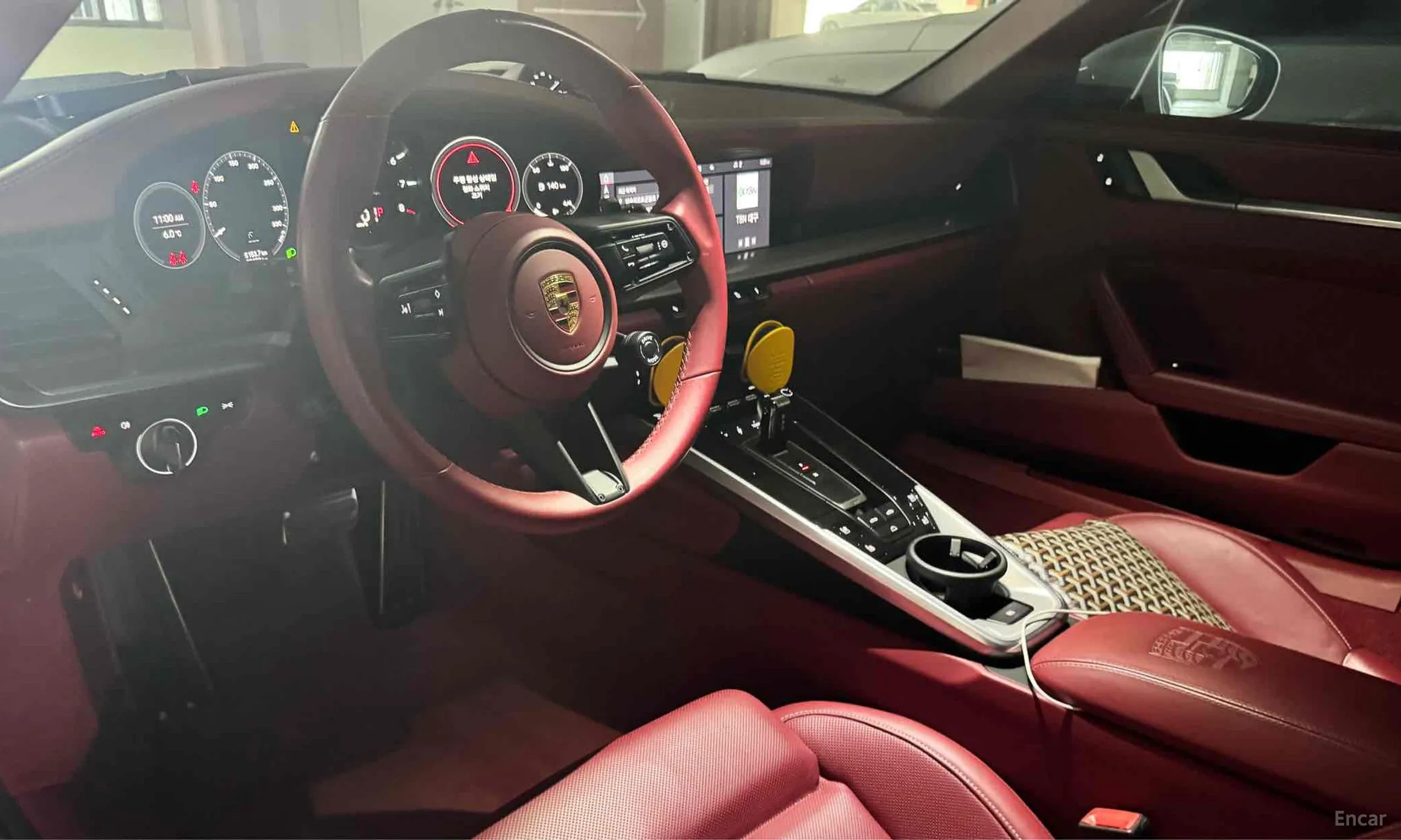 Porsche 911 (992) превью 4