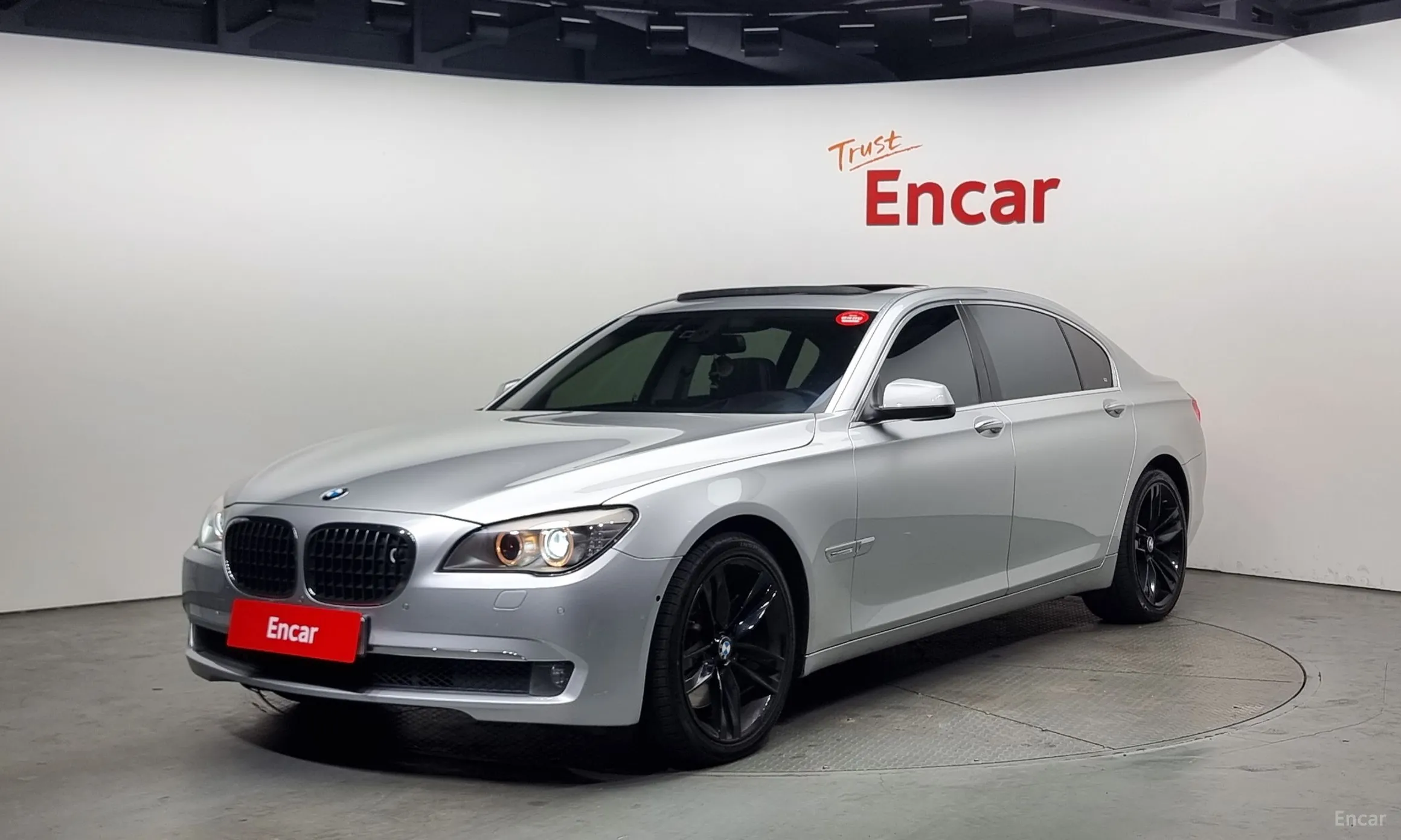 BMW 7 Series (F01)