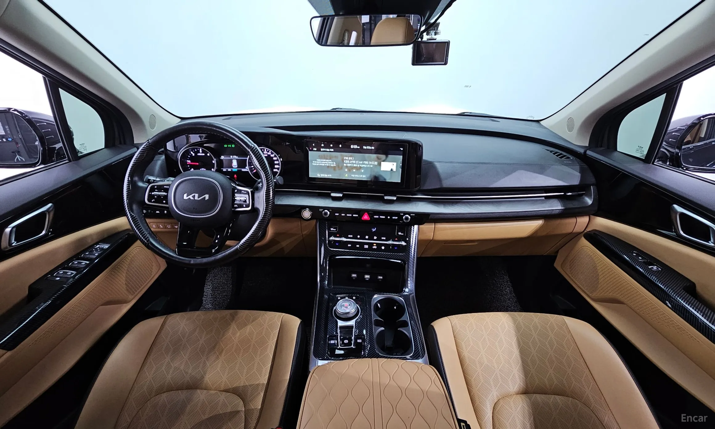 Kia Carnival Gen 4 превью 4