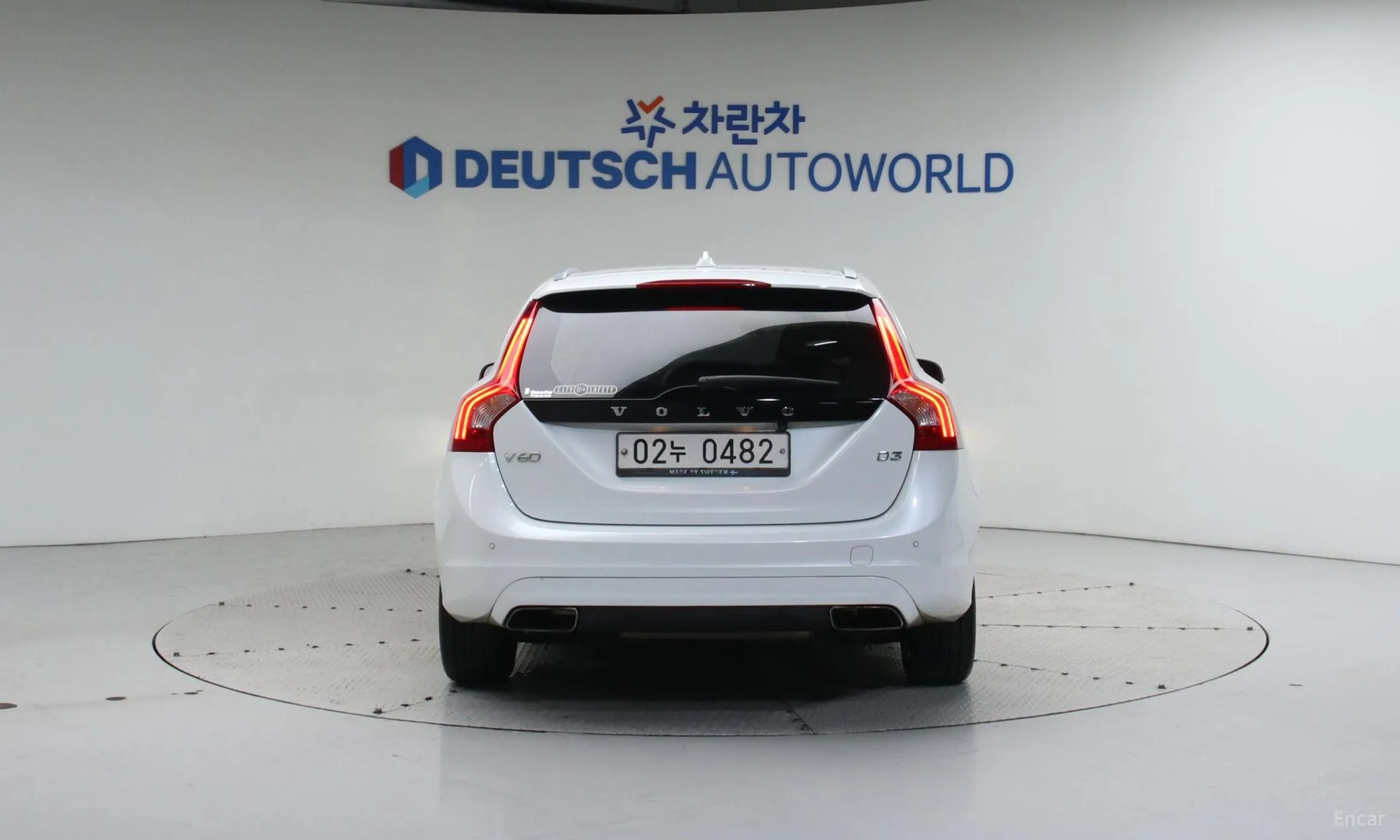 Volvo V60 превью 4