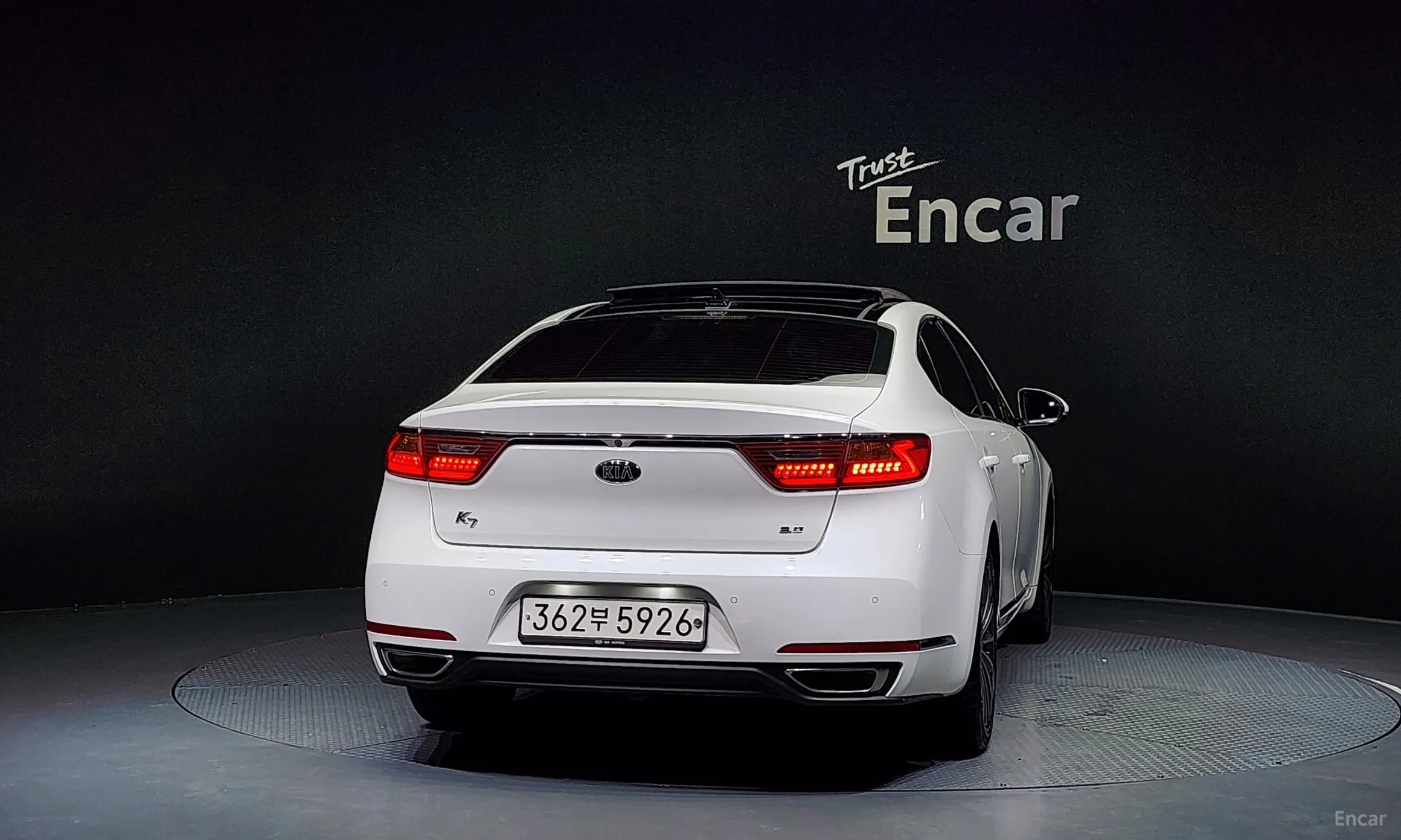 Kia K7 превью 3