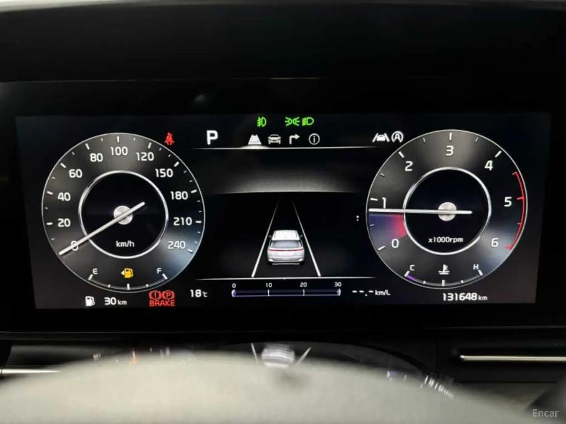 Kia Carnival Gen 4 превью 4