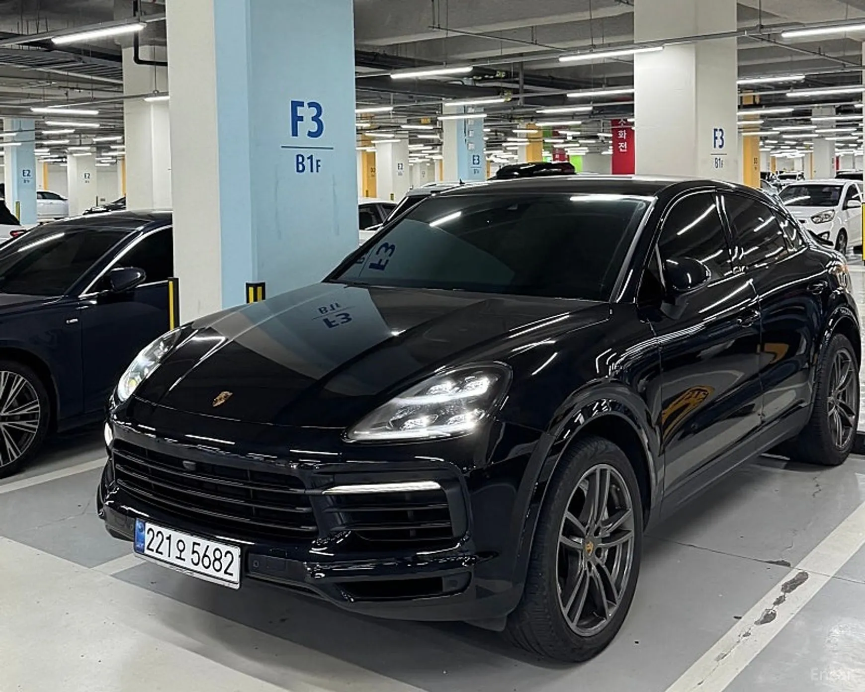 Porsche Cayenne (PO536) превью 2