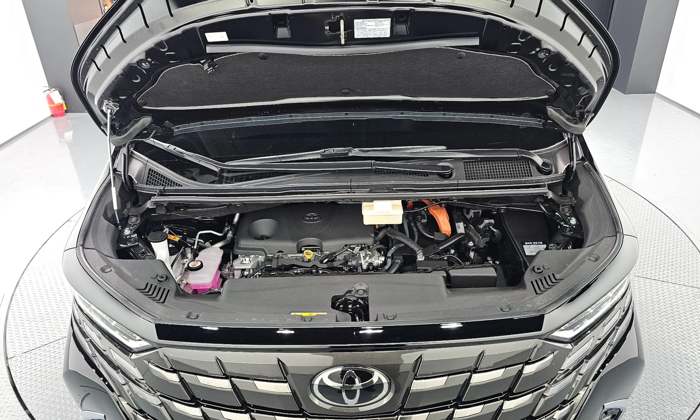 Toyota Alphard 4th Generation превью 6