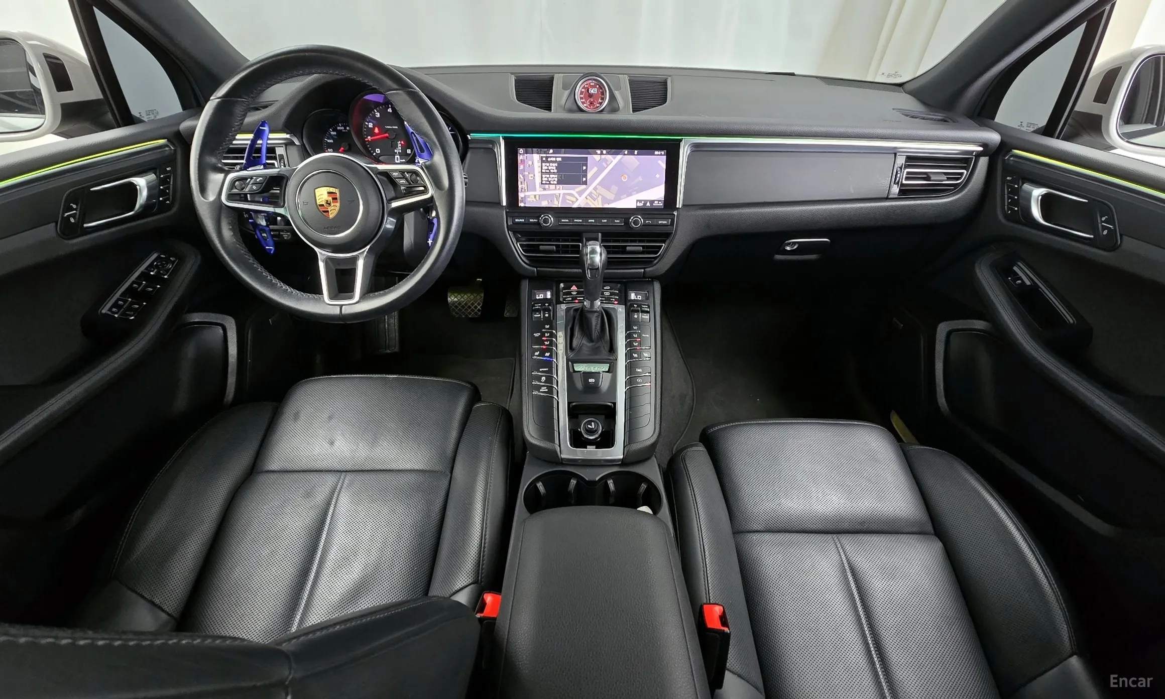 Porsche Macan превью 4