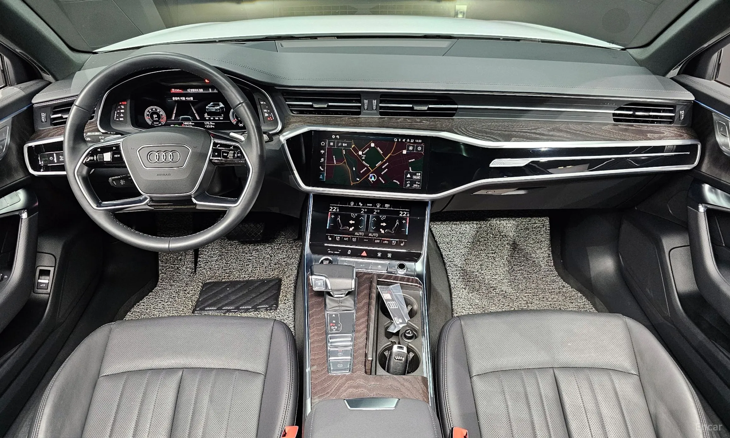 Audi A6 (C8) превью 4