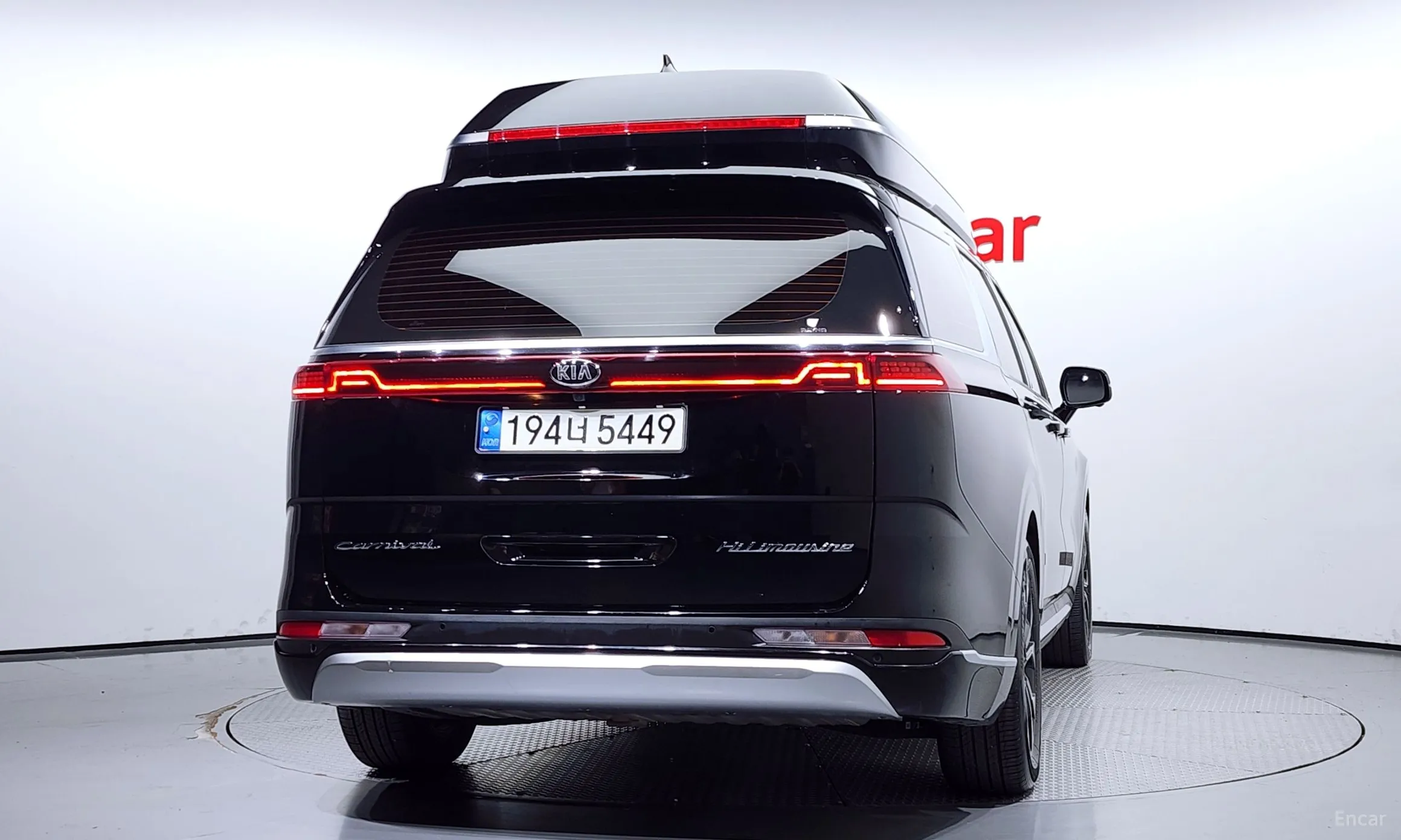 Kia Carnival Gen 4 превью 3