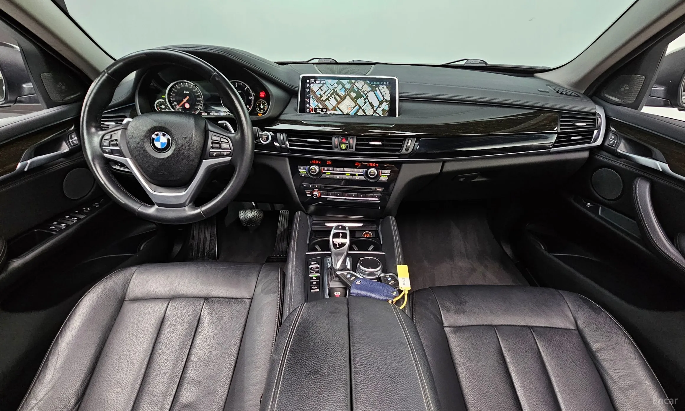 BMW X6 (F16) превью 4