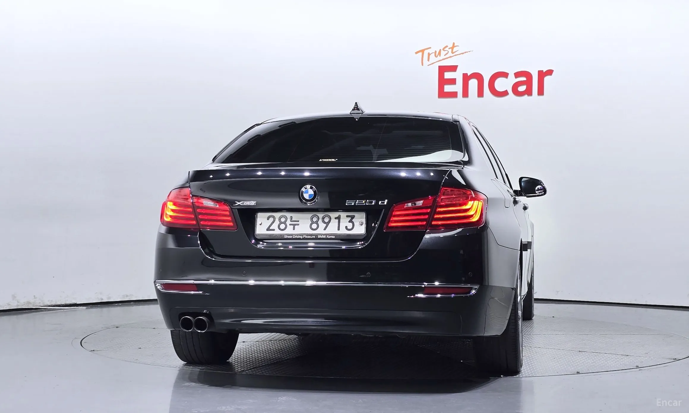 BMW 5 Series (F10) превью 3