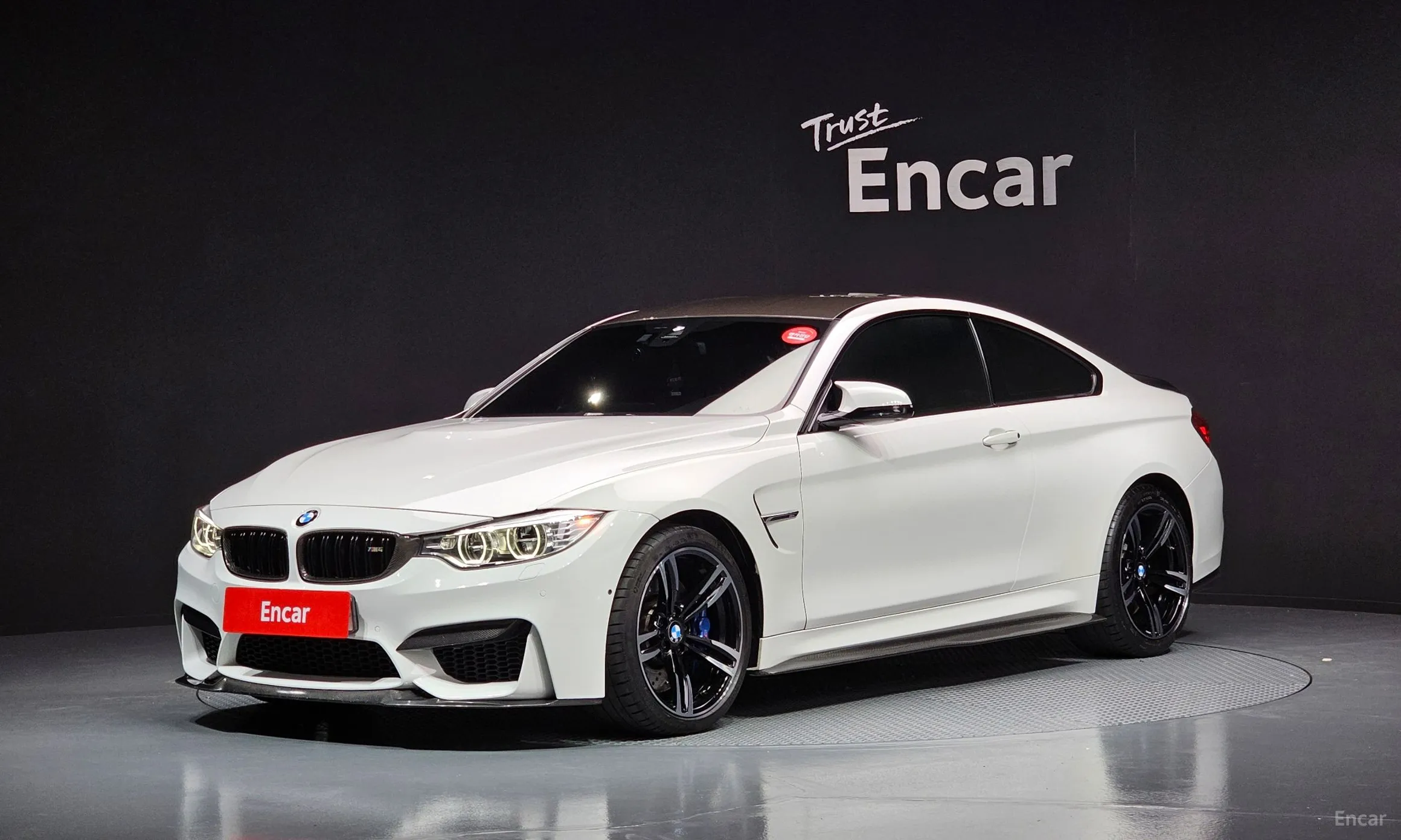 BMW M4 (F82)