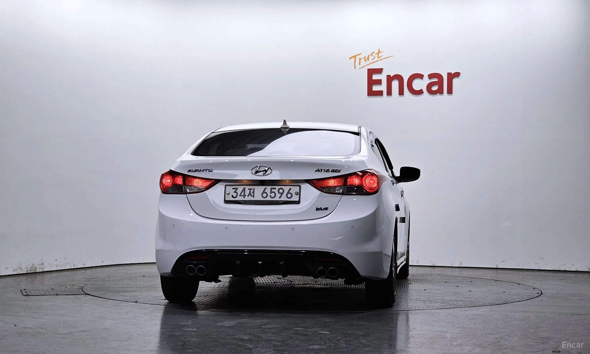 Hyundai Avante MD превью 3