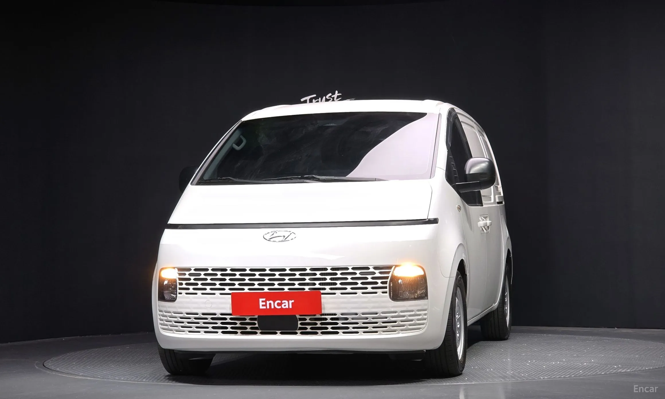 Hyundai Staria превью 2