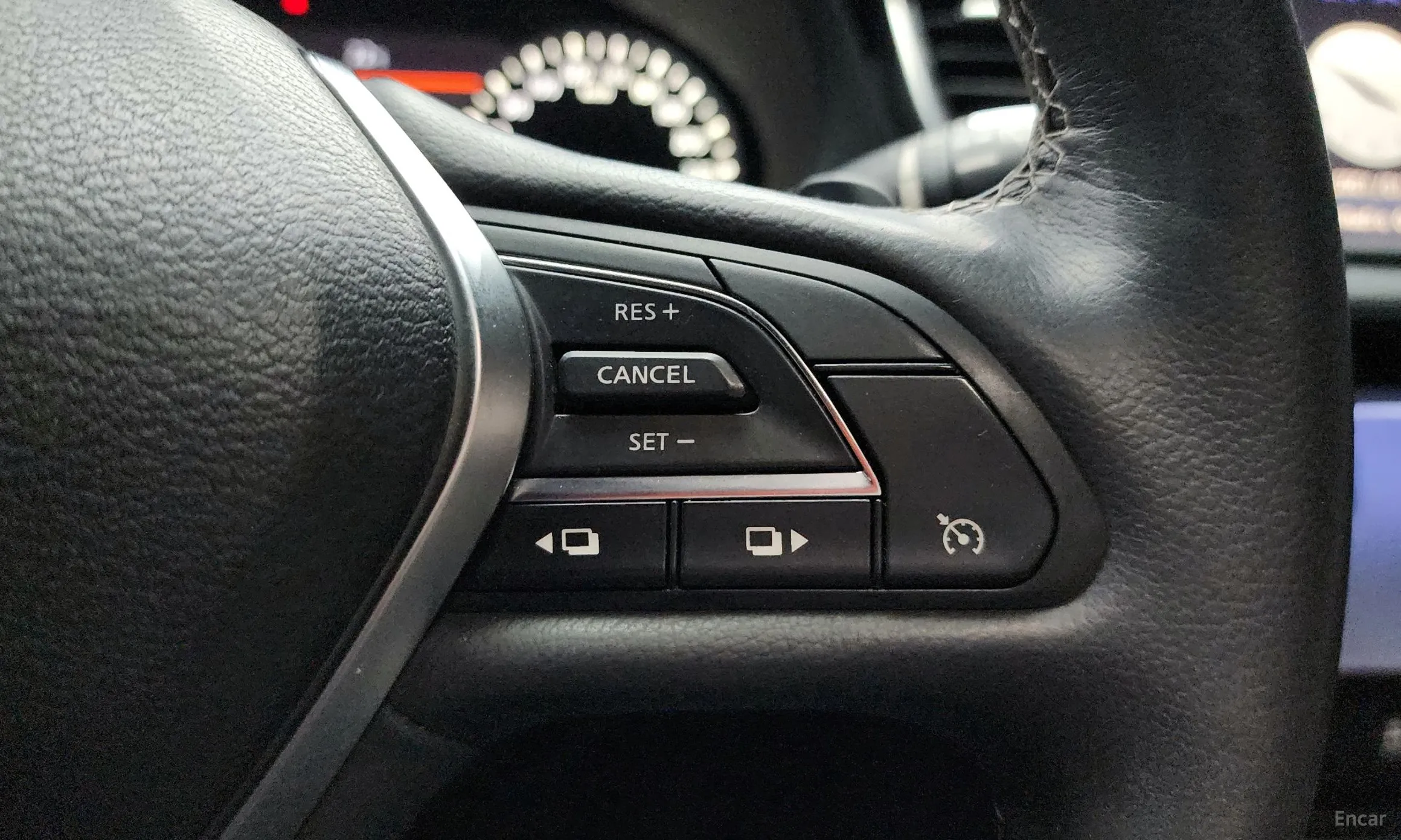 Infiniti QX50 (P71A) превью 19