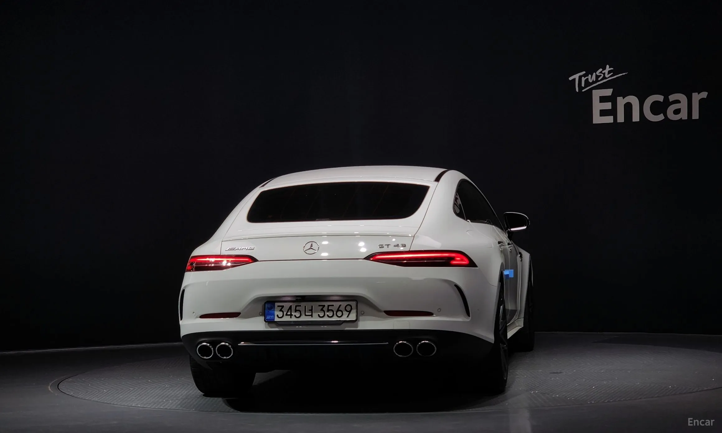Mercedes Benz AMG GT превью 3