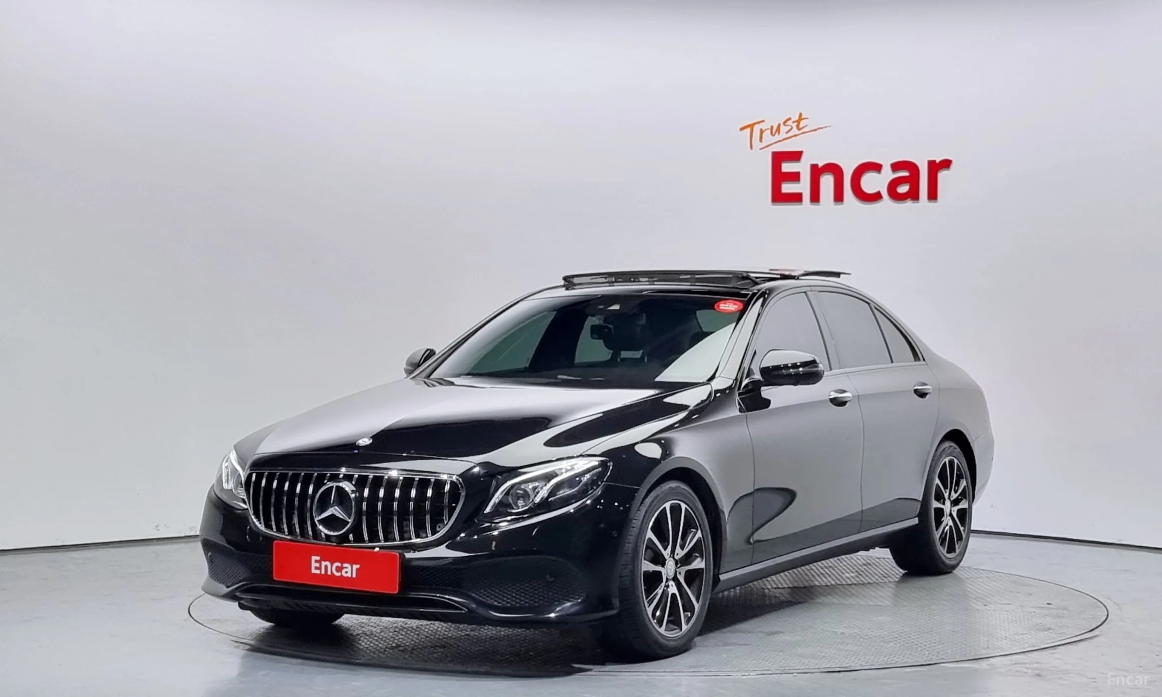 Mercedes Benz E-Class W213