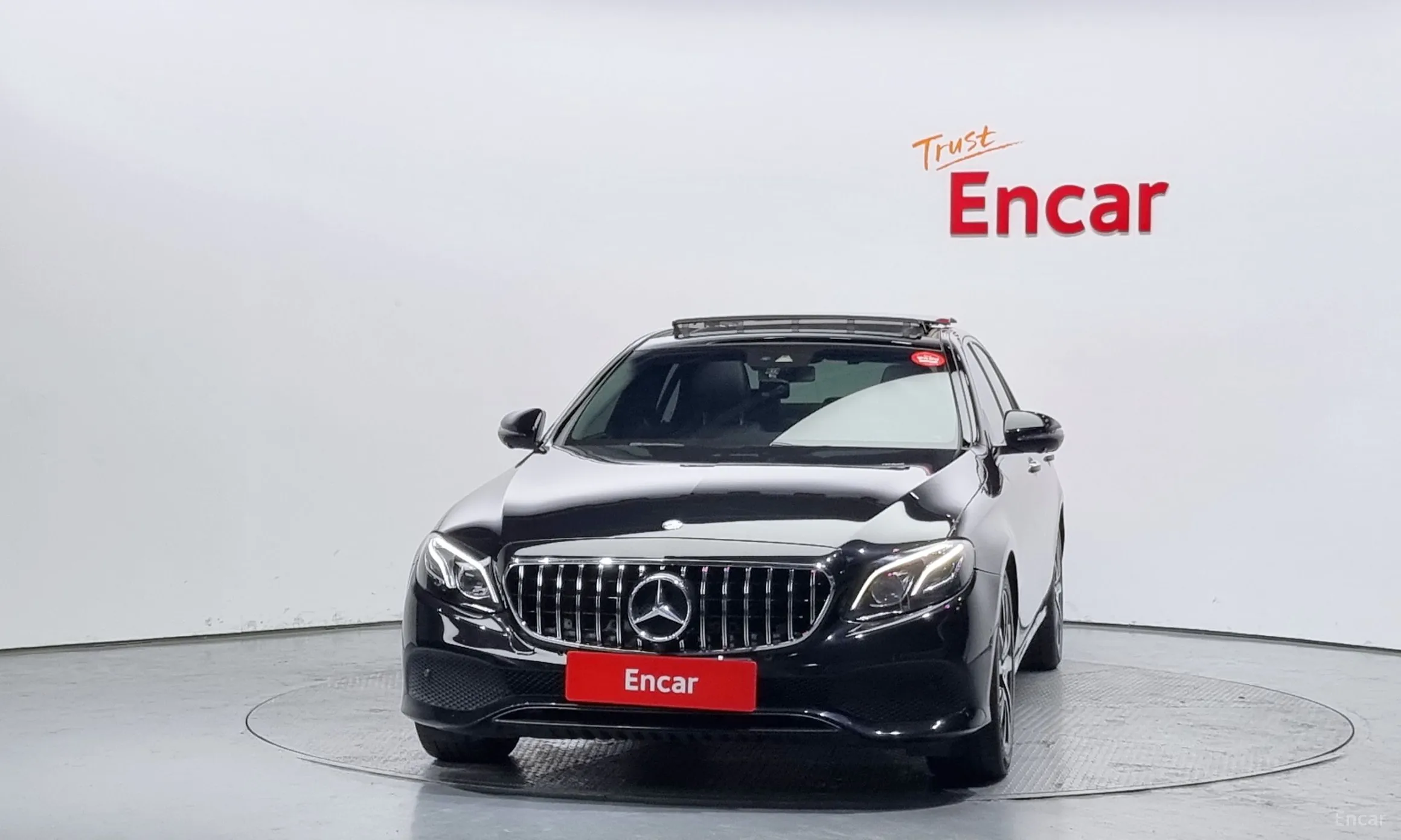 Mercedes Benz E-Class W213