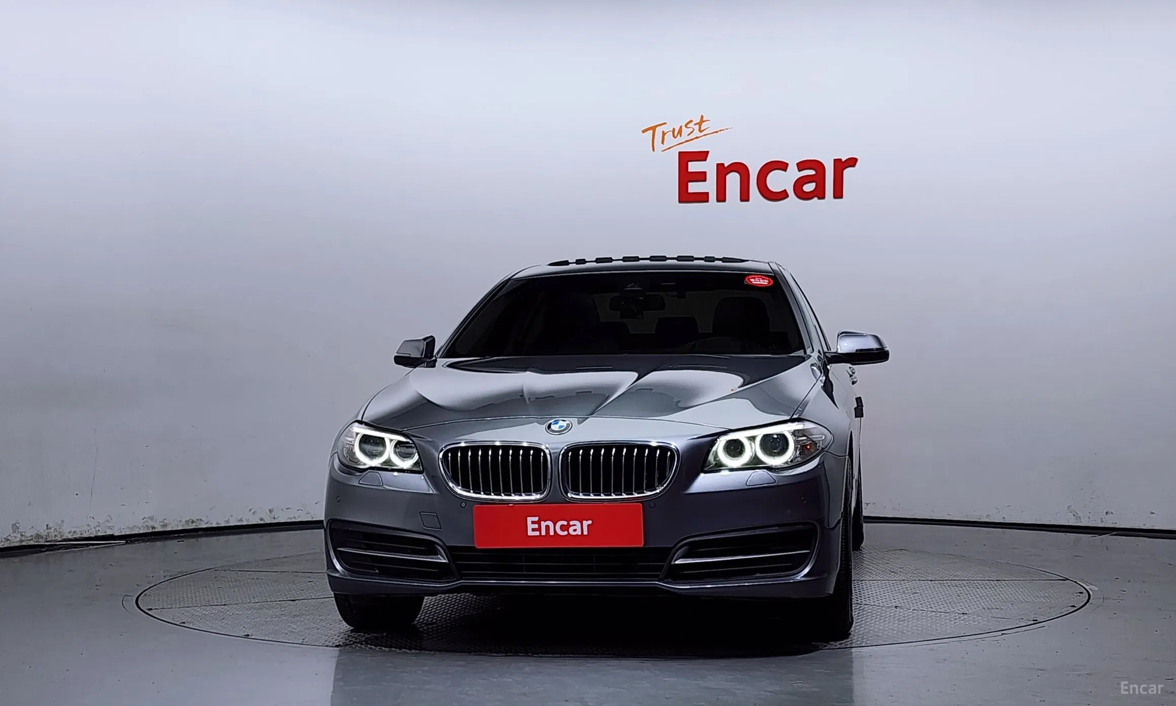 BMW 5 Series (F10) превью 2