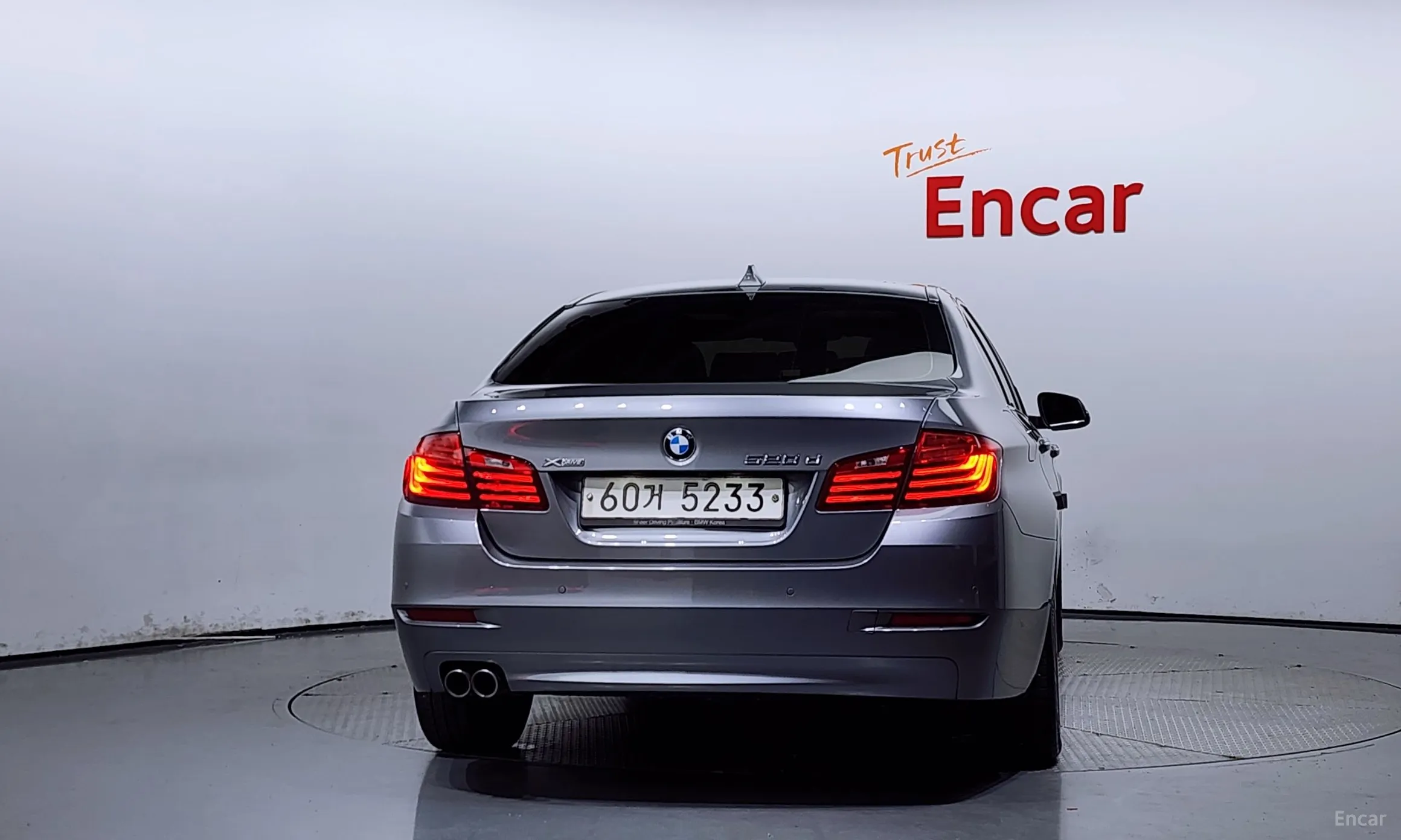 BMW 5 Series (F10) превью 3