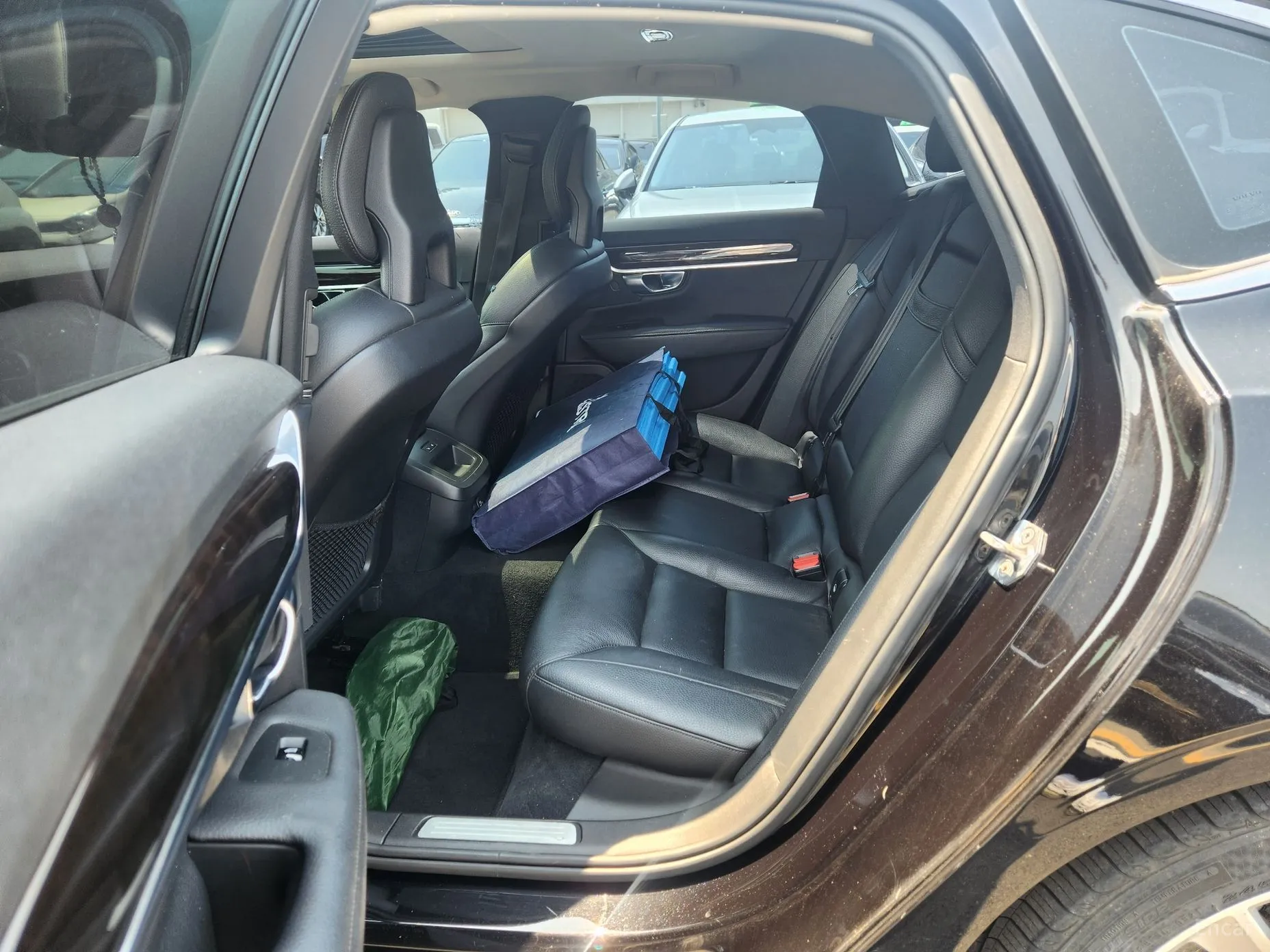 Volvo S90 превью 14
