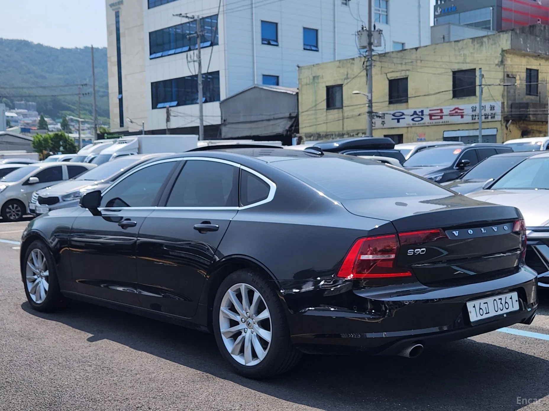 Volvo S90 превью 6