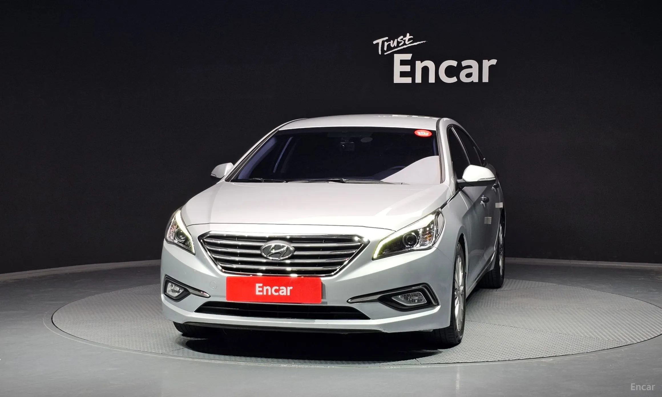 Hyundai LF Sonata превью 2
