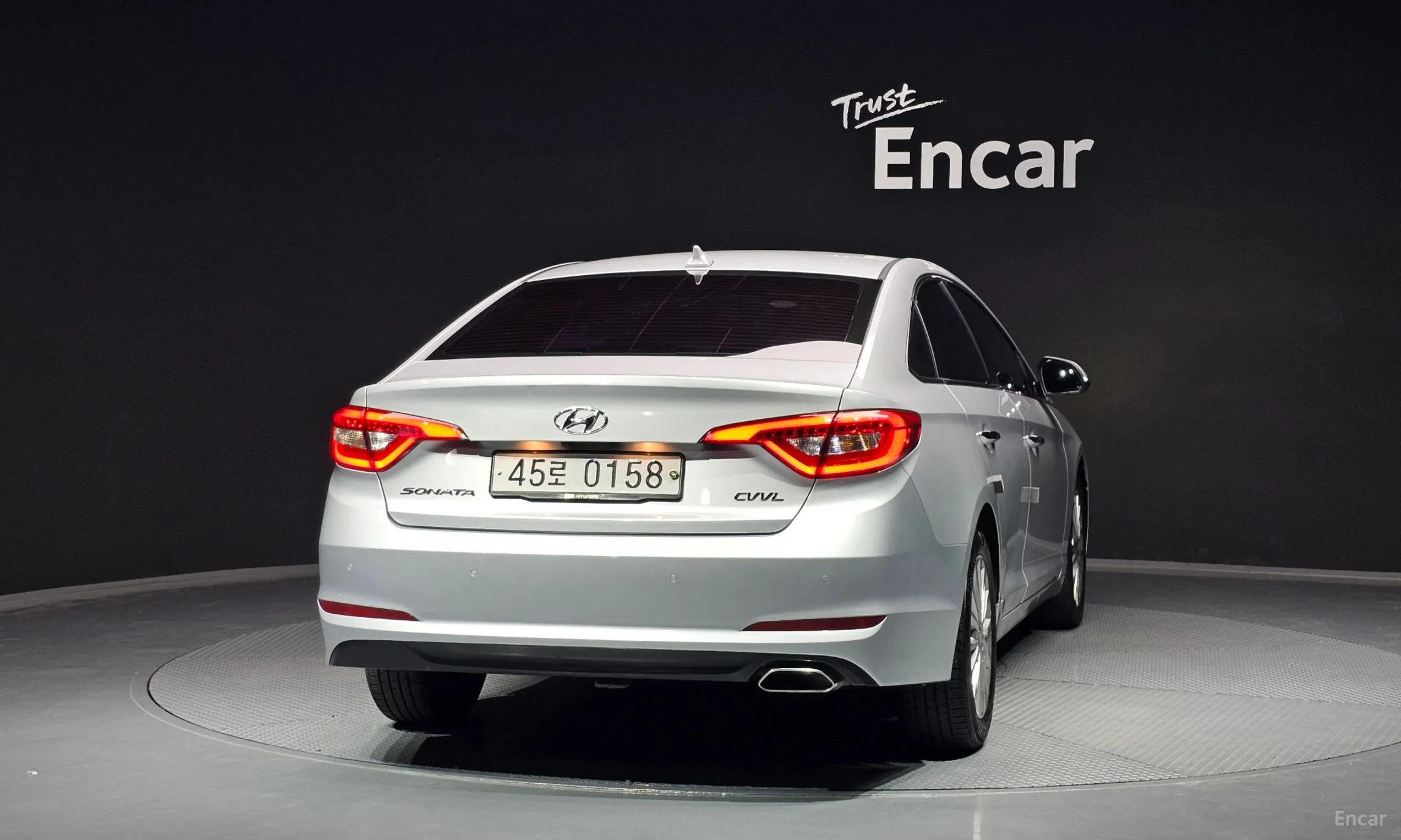 Hyundai LF Sonata превью 3