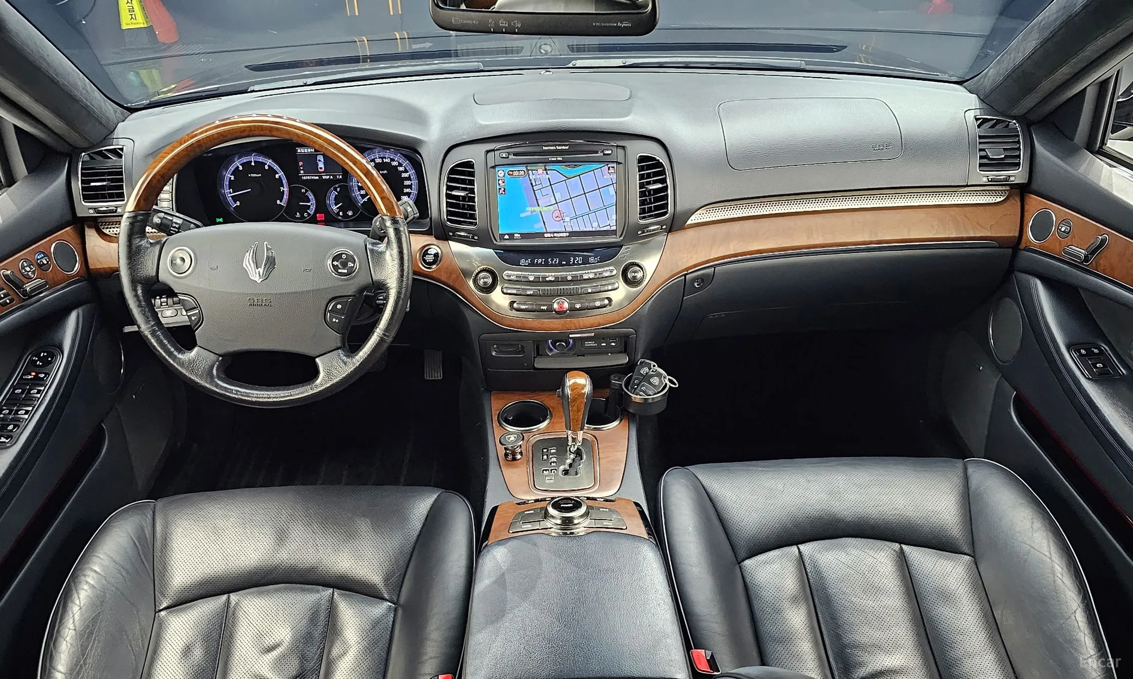 KG Mobility (SsangYong) Chairman W превью 4
