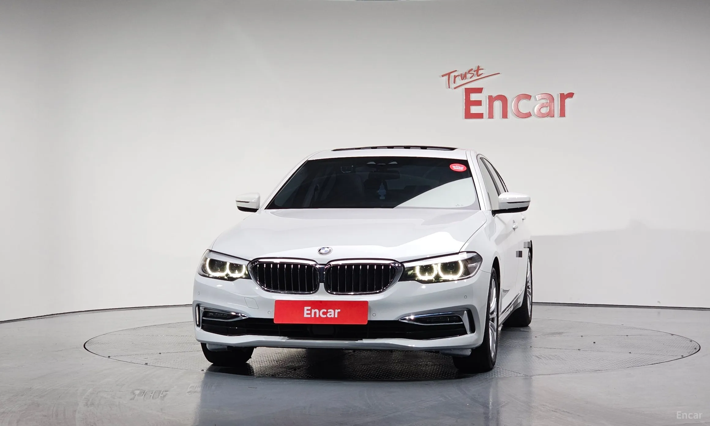 BMW 5 Series (G30)