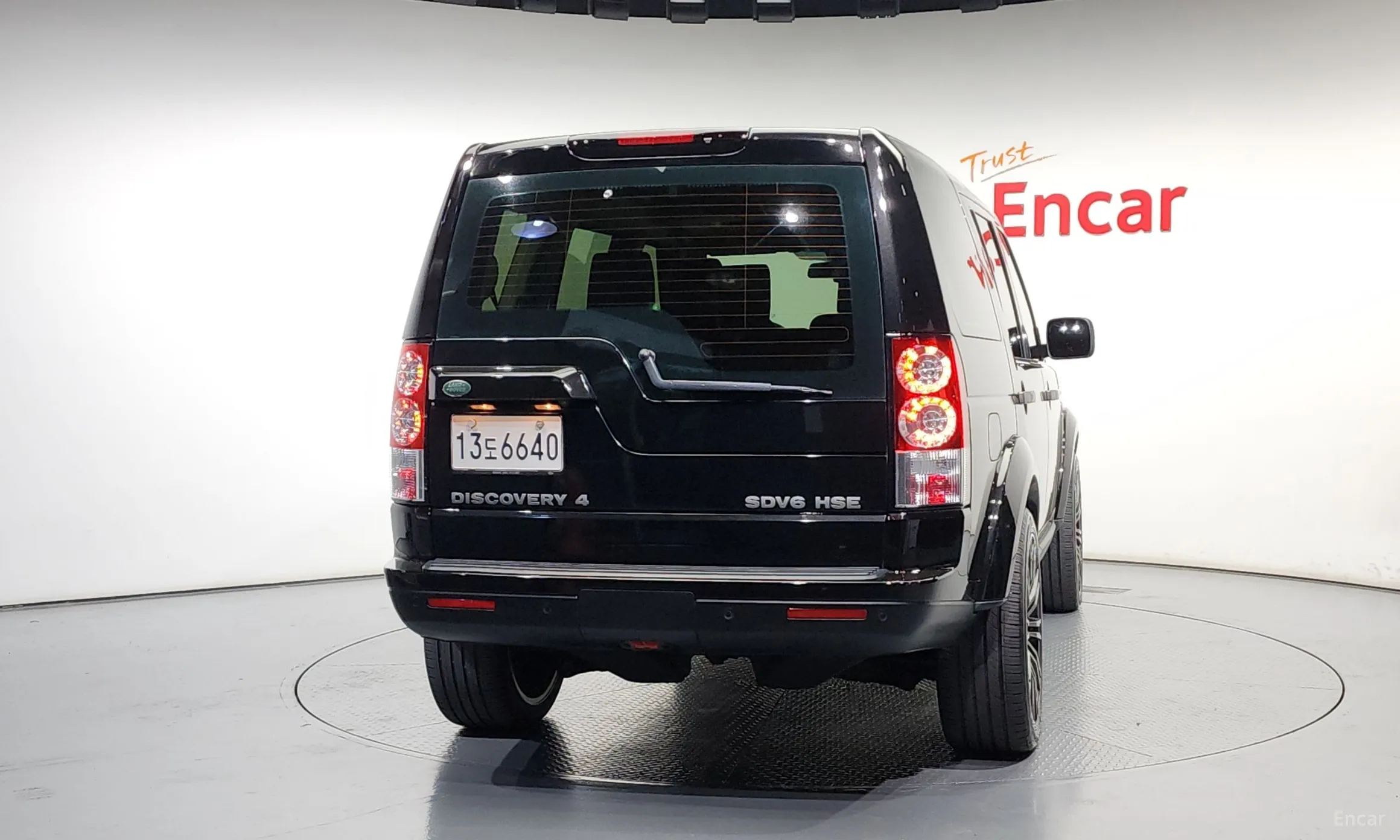 Land Rover Discovery 4 превью 3