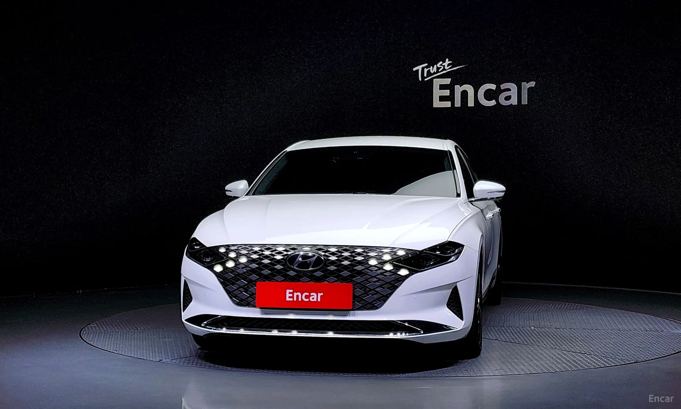 Hyundai Grandeur IG превью 2