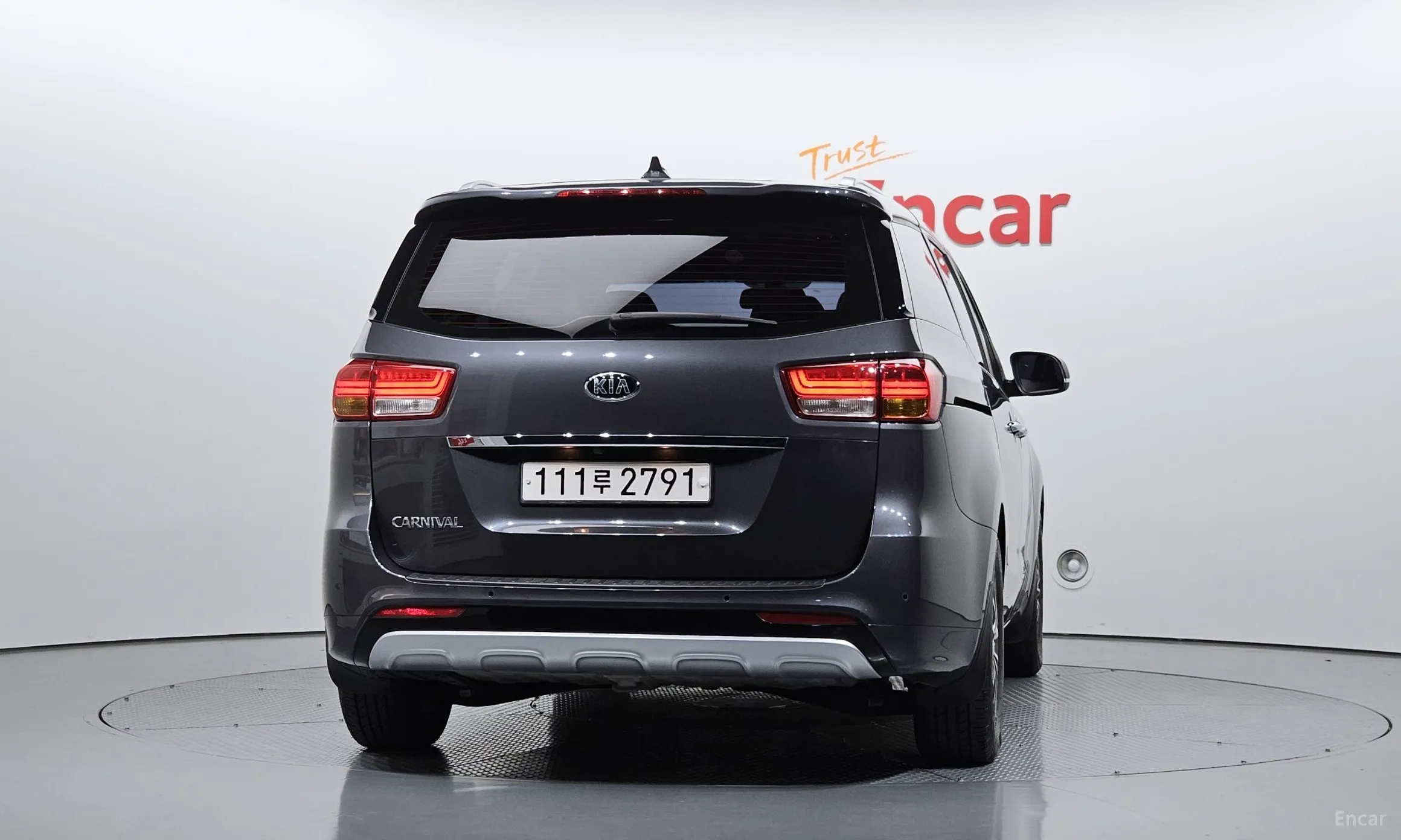 Kia Carnival превью 3