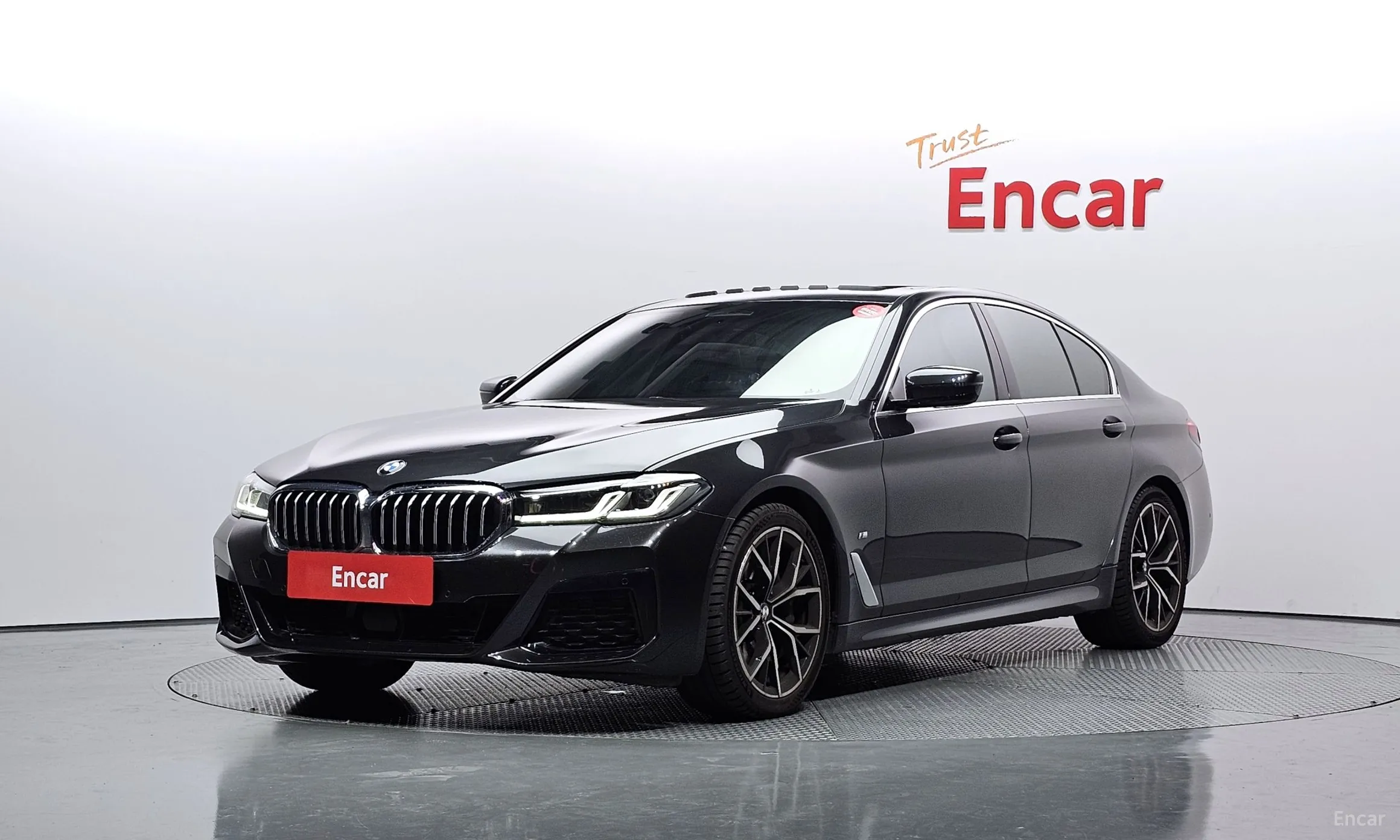 BMW 5 Series (G30)
