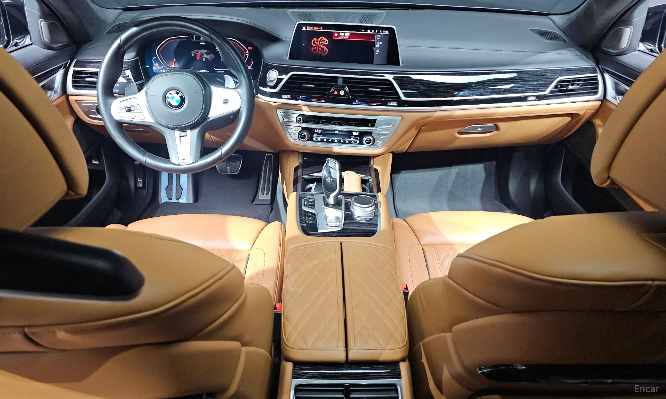 BMW 7 Series (G11) превью 4
