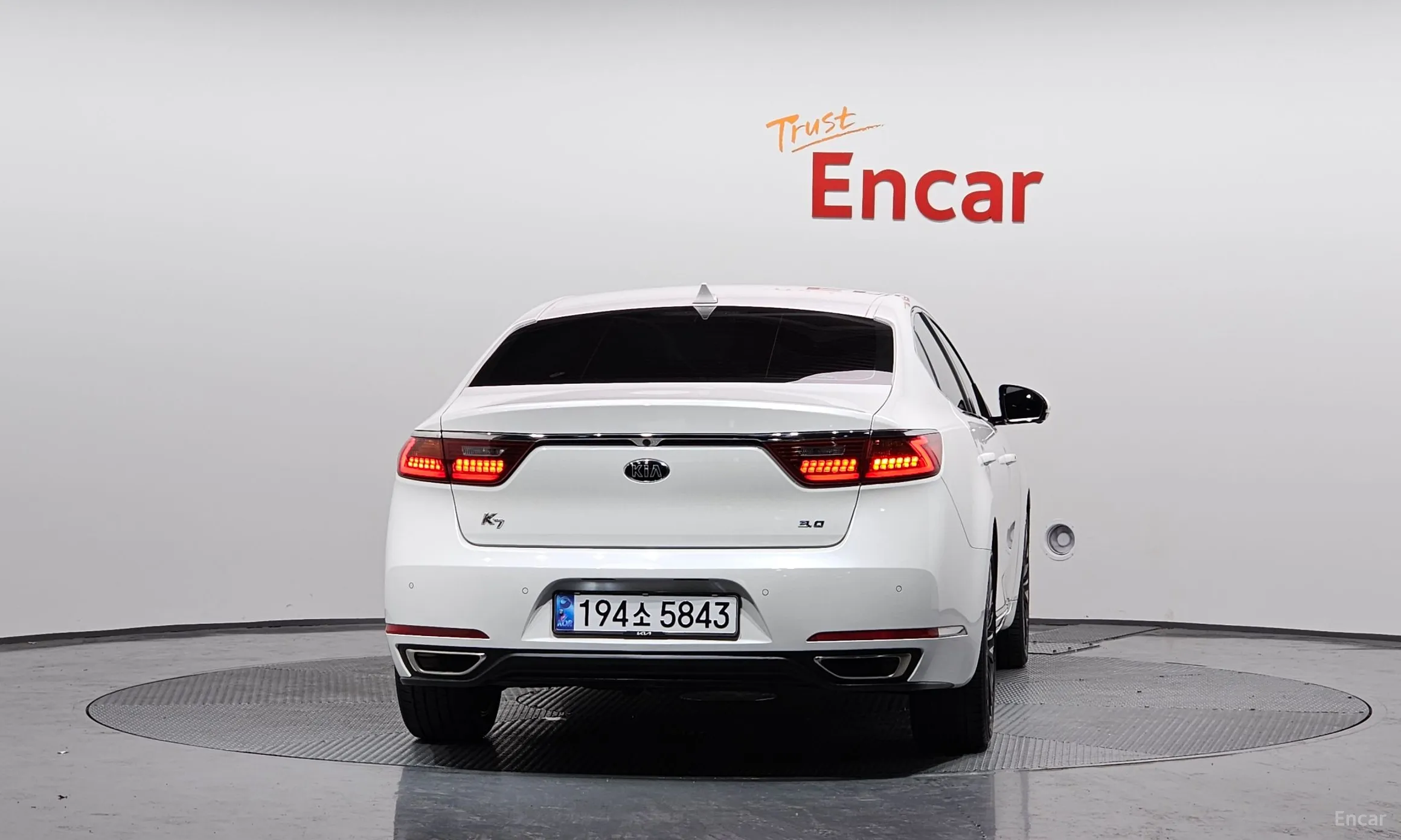 Kia K7 превью 3