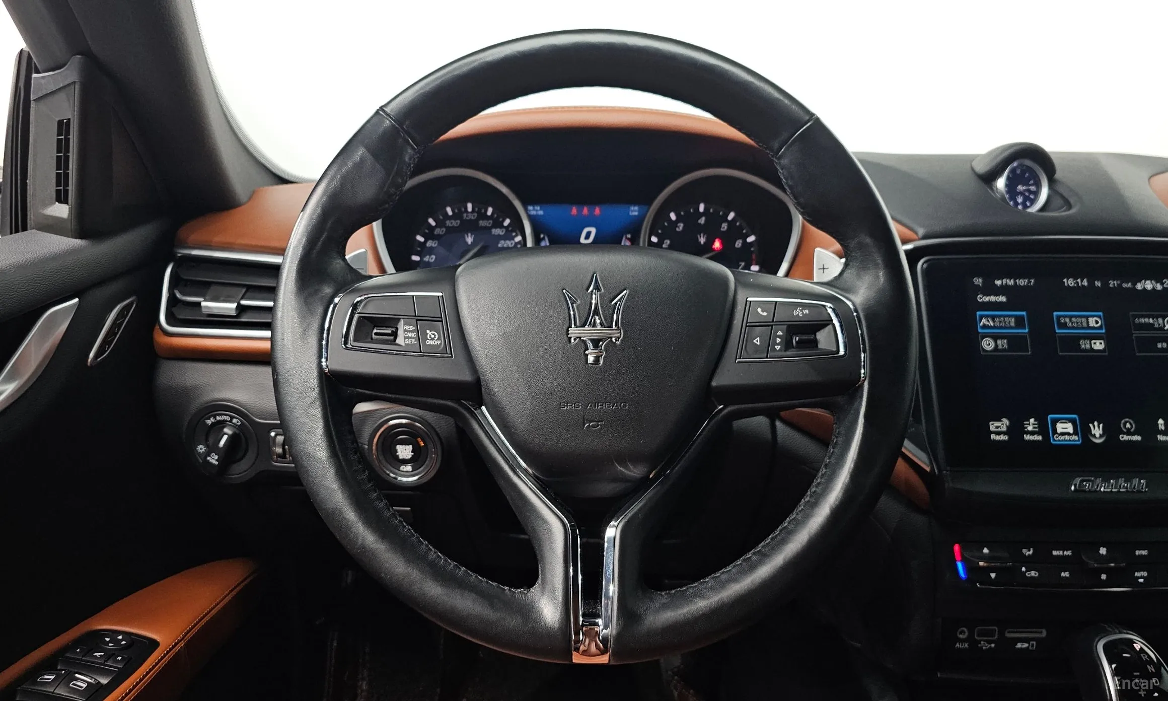 Maserati Ghibli превью 14