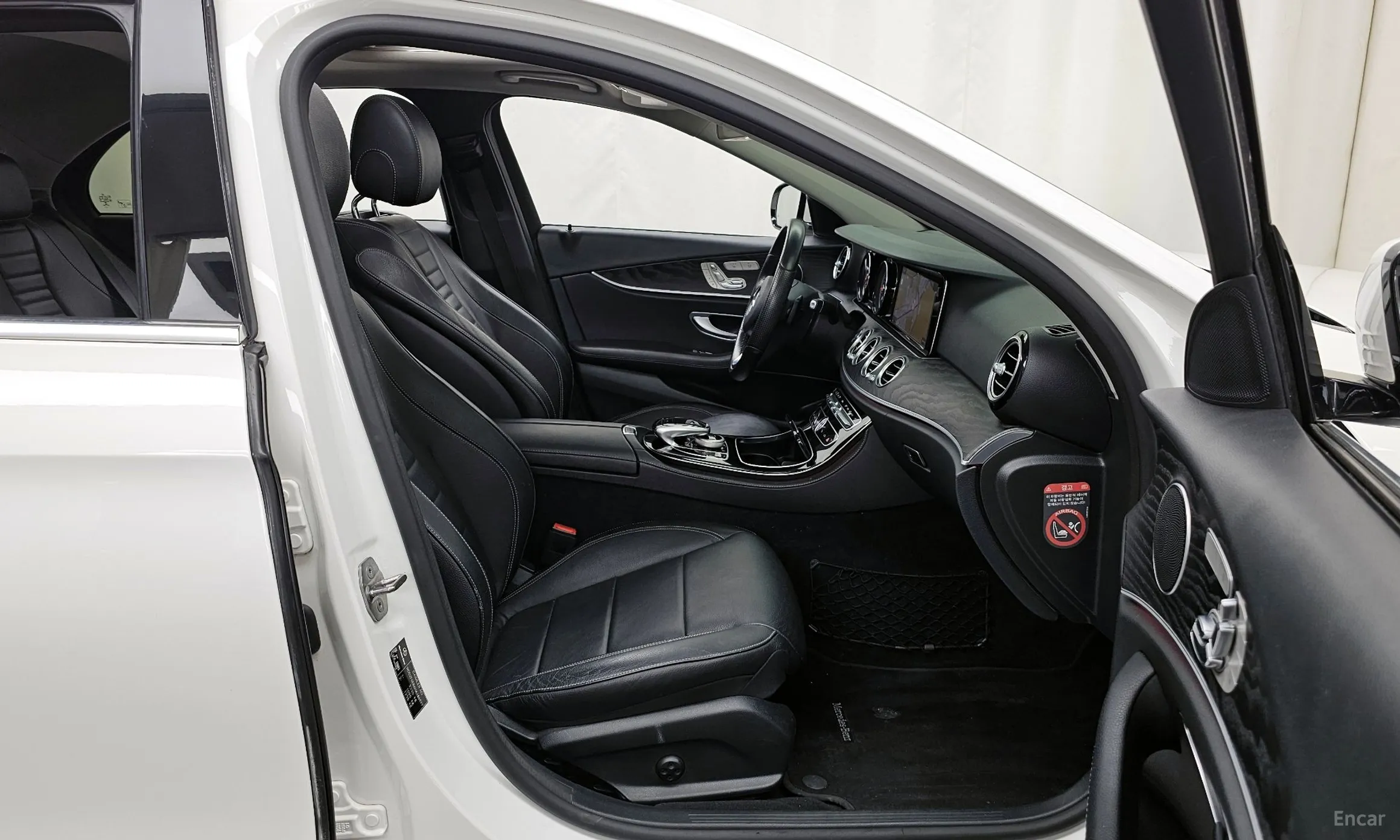 Mercedes Benz E-Class W213 превью 11