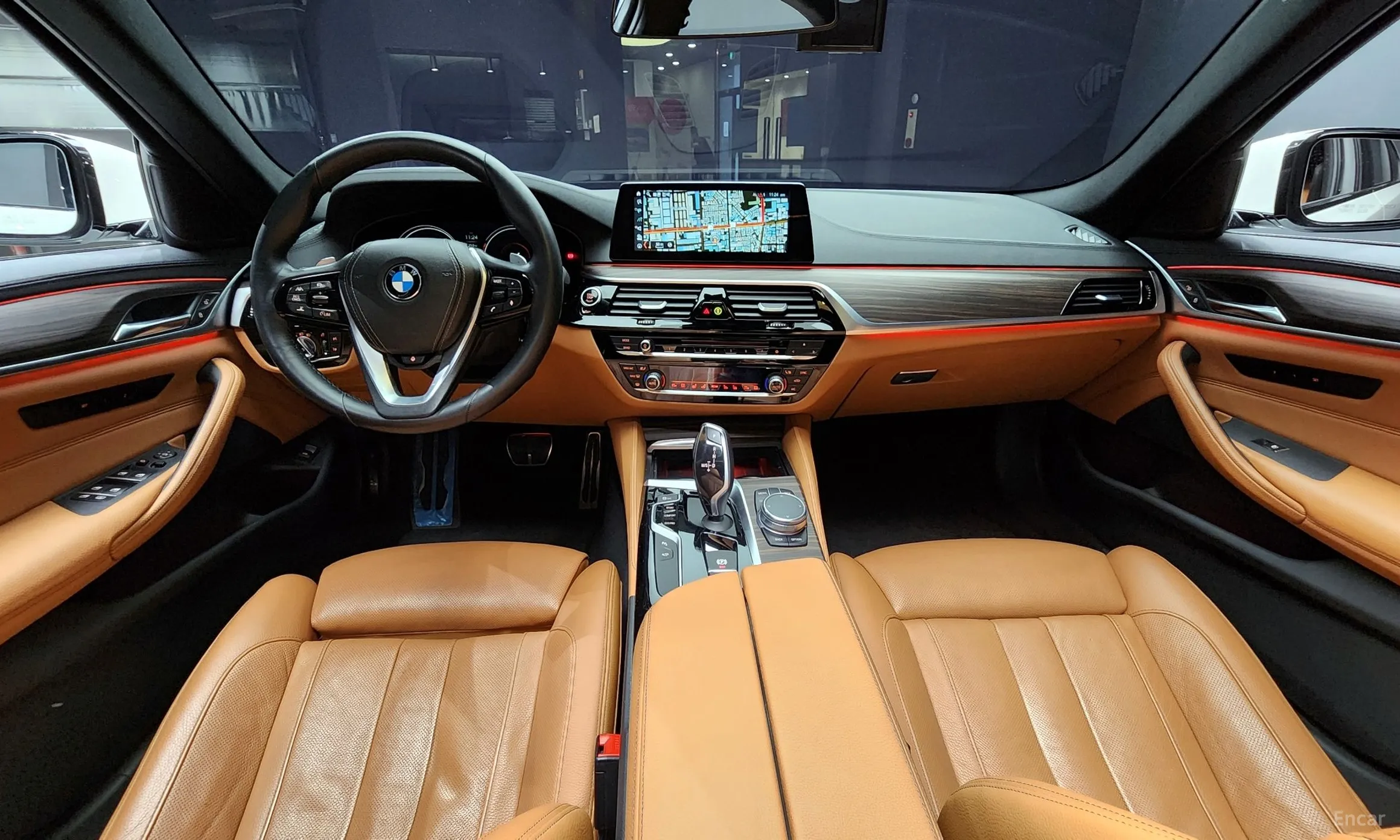 BMW 5 Series (G30) превью 4