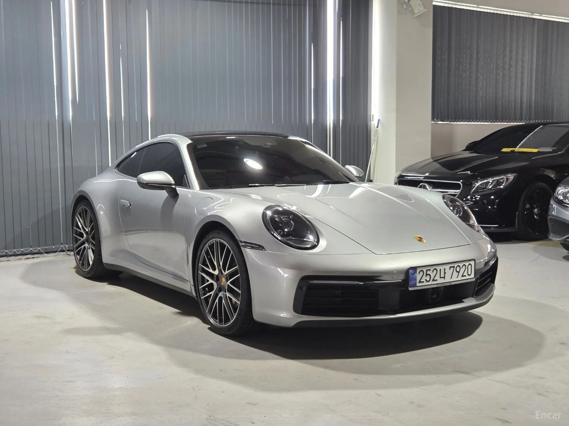 Porsche 911 (992) превью 2