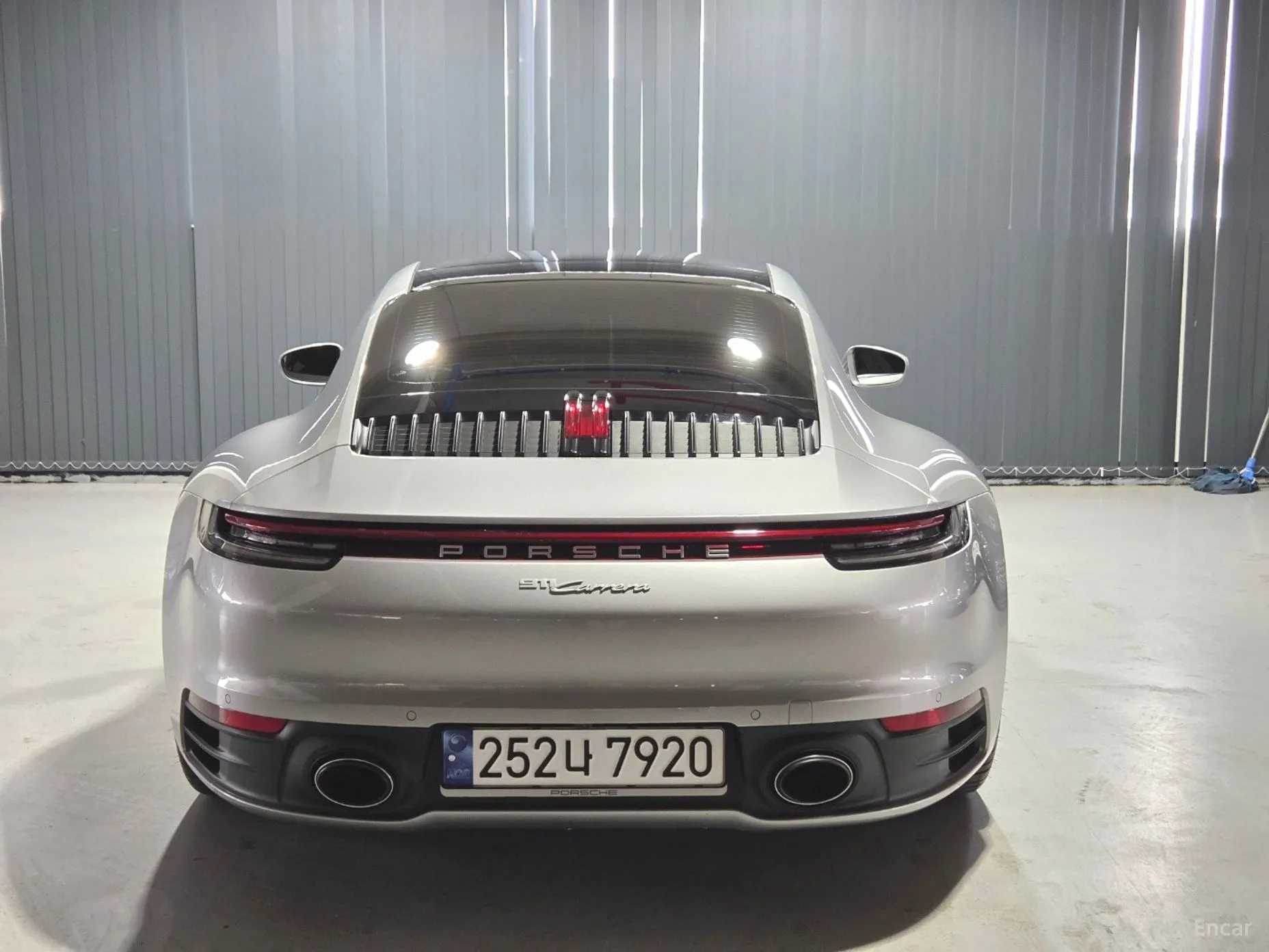 Porsche 911 (992) превью 3