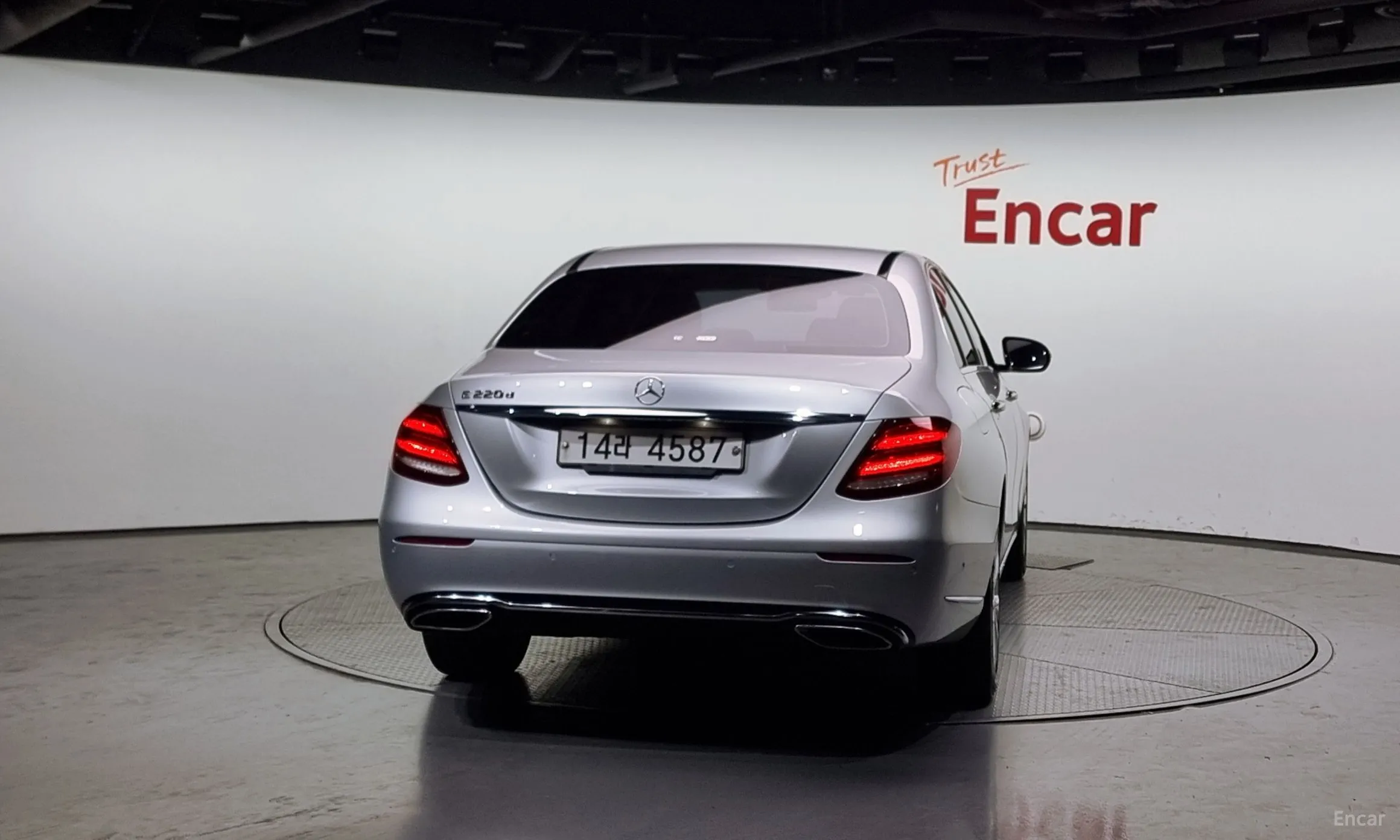 Mercedes Benz E-Class W213 превью 3