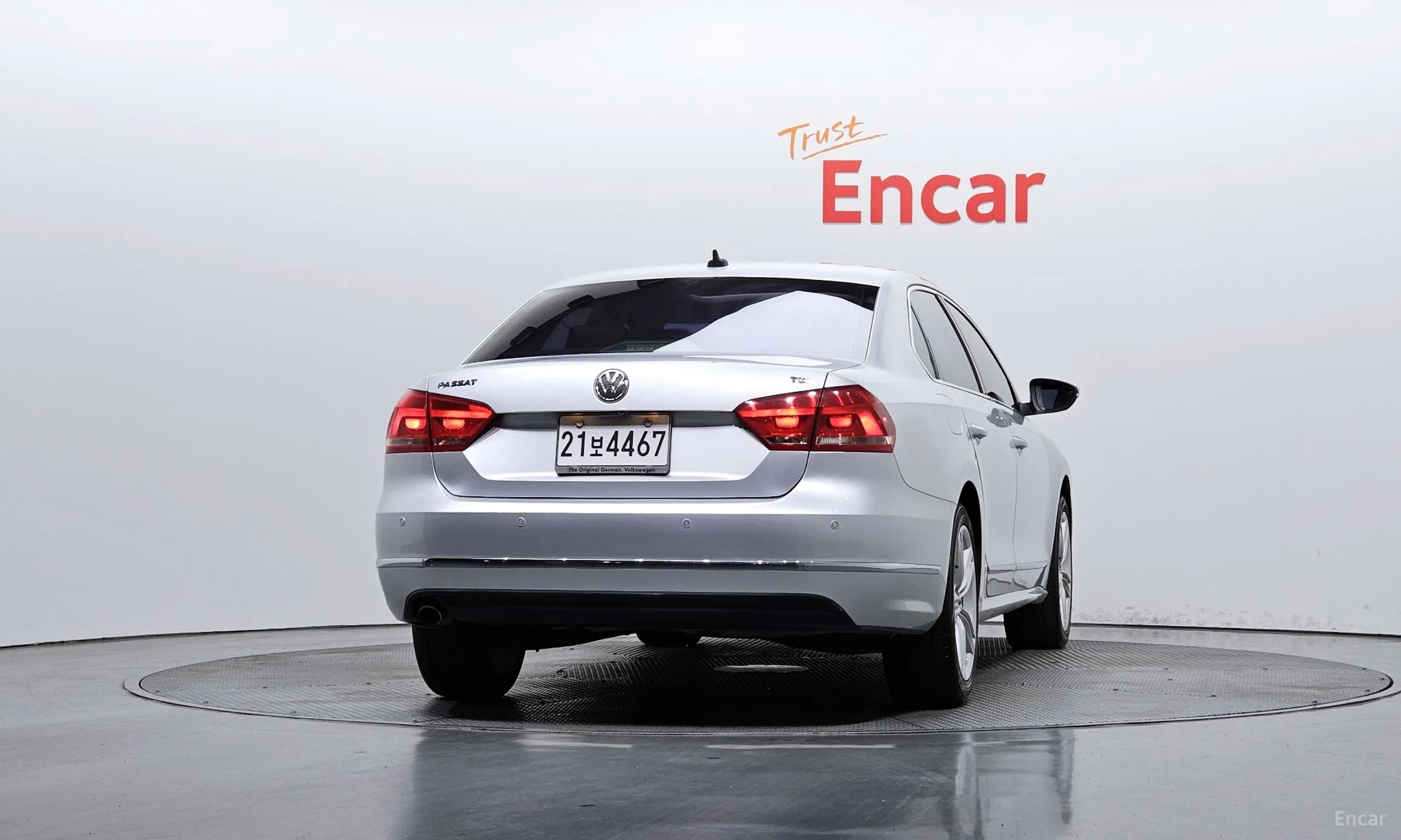 Volkswagen The New Passat превью 4